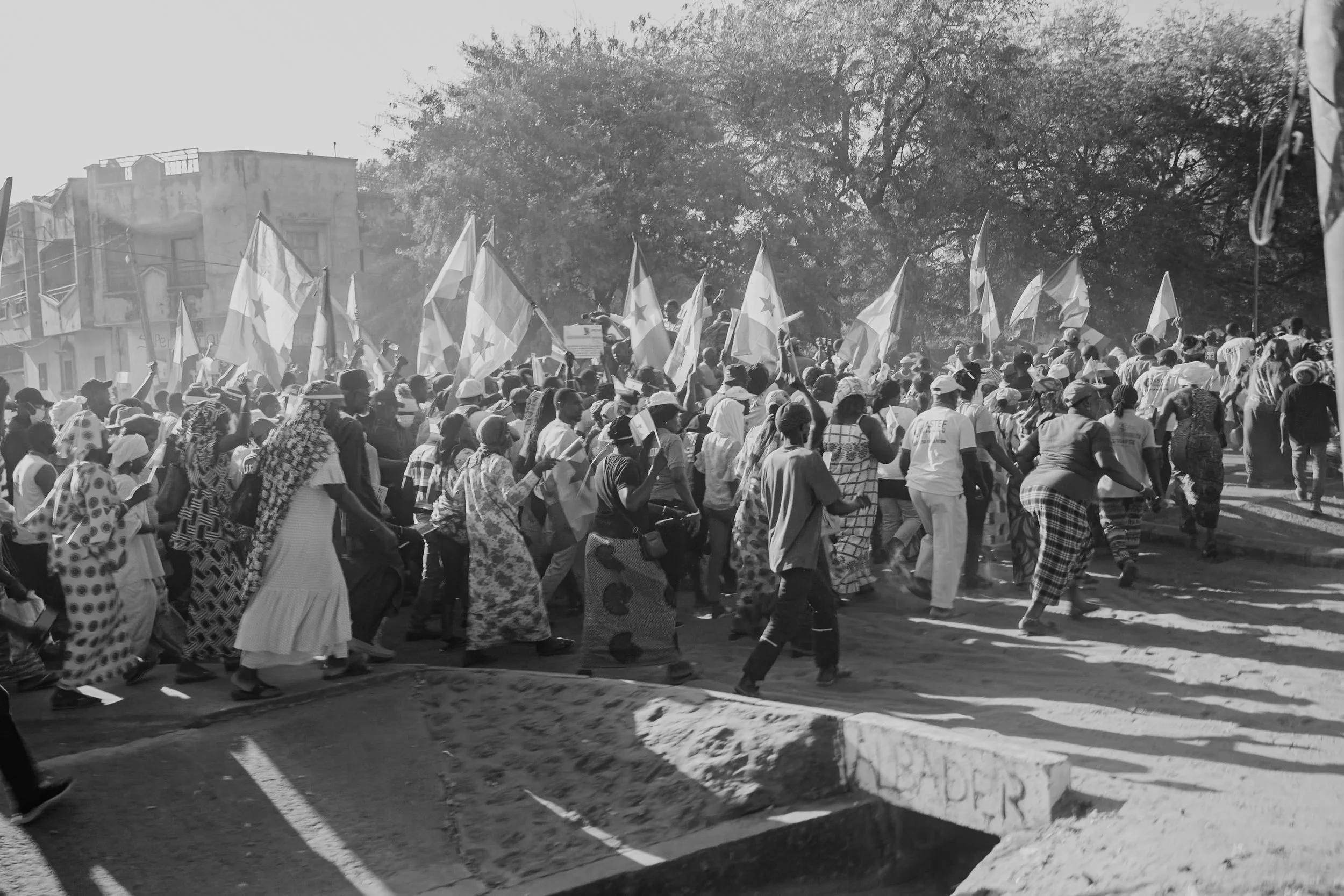 Sidy Badji udkast 24 (English Subtitles).00_15_05_02.Still026.jpg