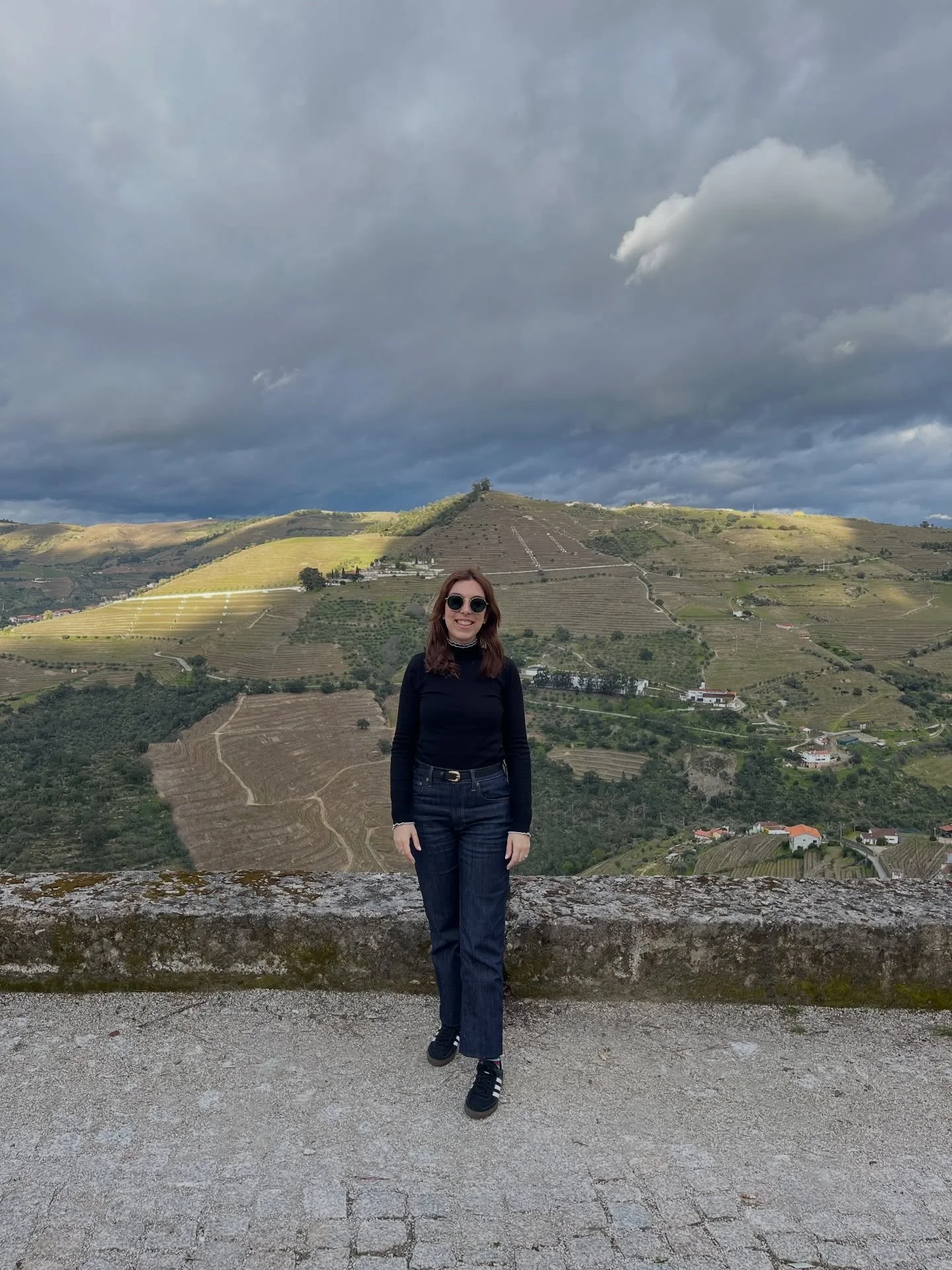 29 🎂

com a passagem de mais um ano, paro, escuto e agrade&ccedil;o. 

com paisagens incr&iacute;veis do nosso Douro para contemplar!

obrigada pelo carinho 🤍