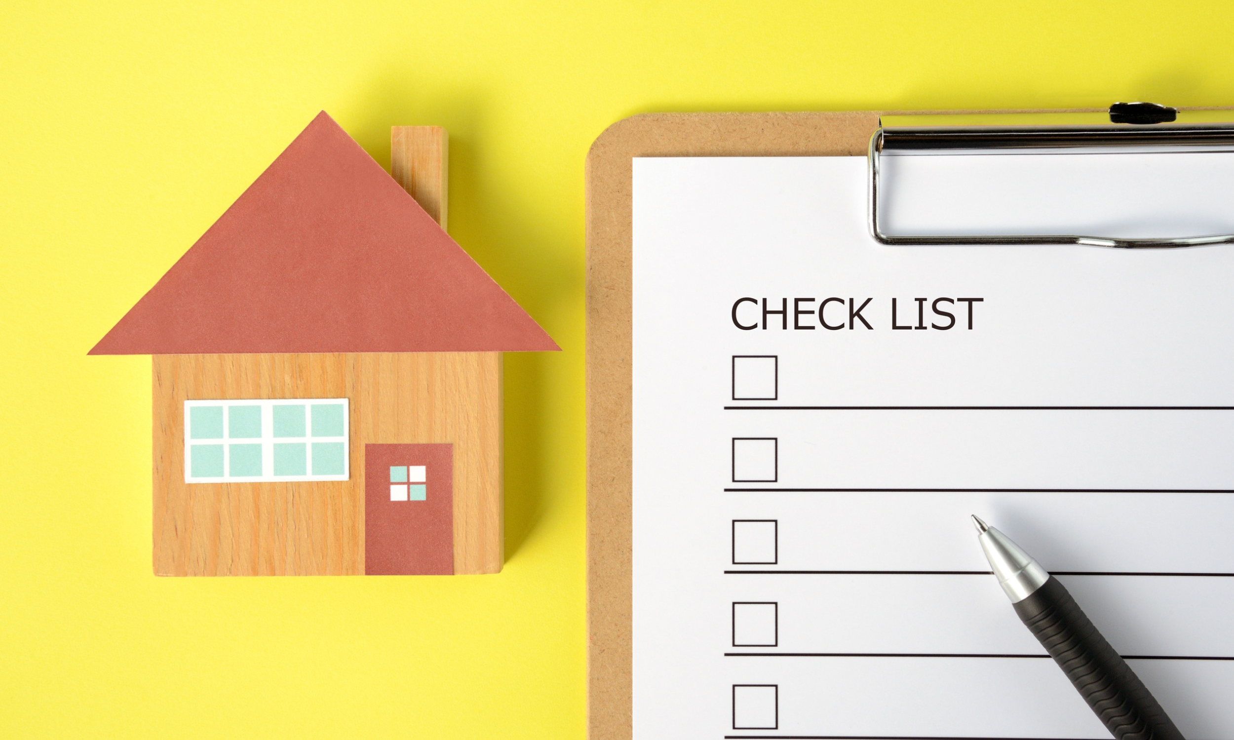 Can You Give Me a Staging Checklist for a 3 Bed, 2 Bath House in a Charlotte Suburb?