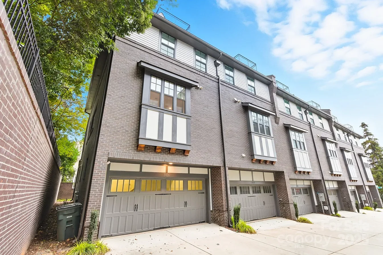3026 Kalex Court - Bedroom