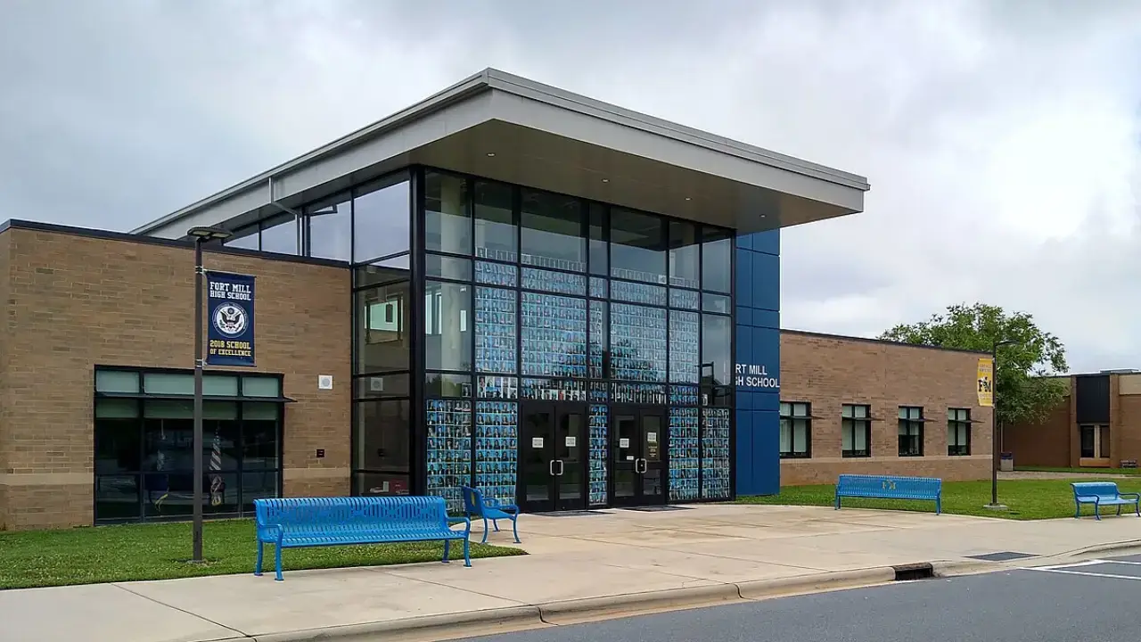 10 BEST High Schools in Charlotte NC 2025 — Top Charlotte NC Real