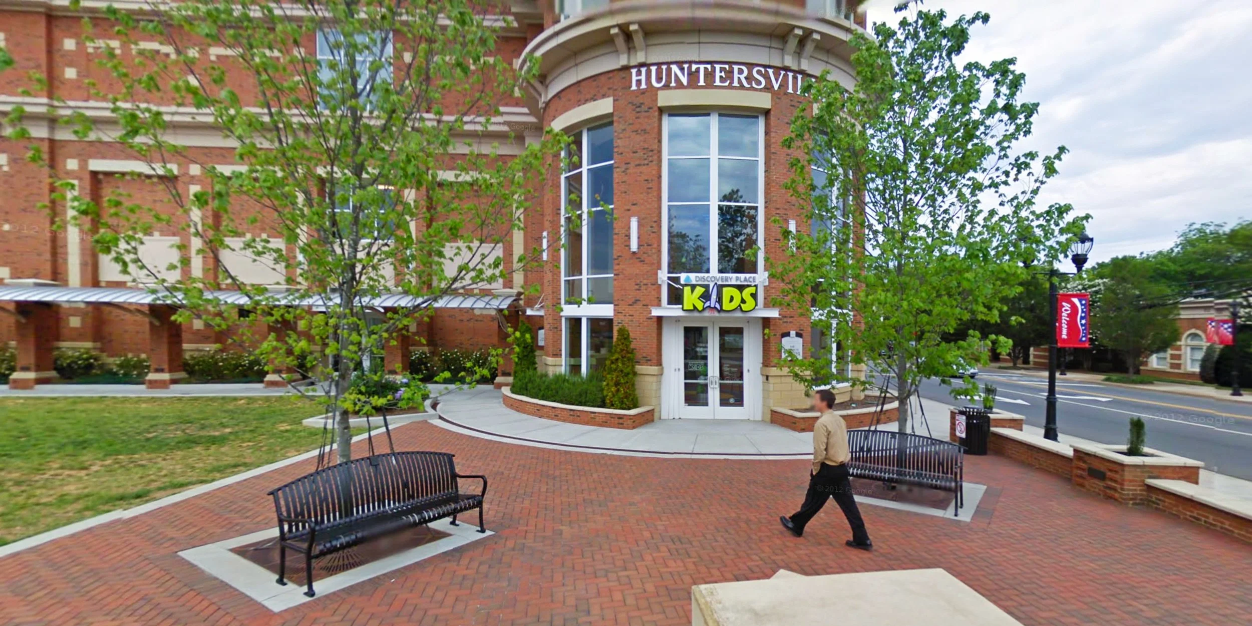 Huntersville-Disclovery-Place.jpeg