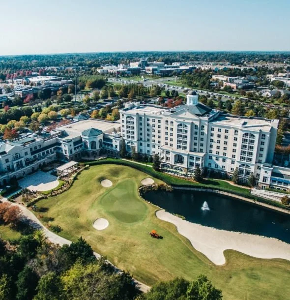 Ballantyne-Hotel-with-Golf-Course-1200x800-1.jpeg