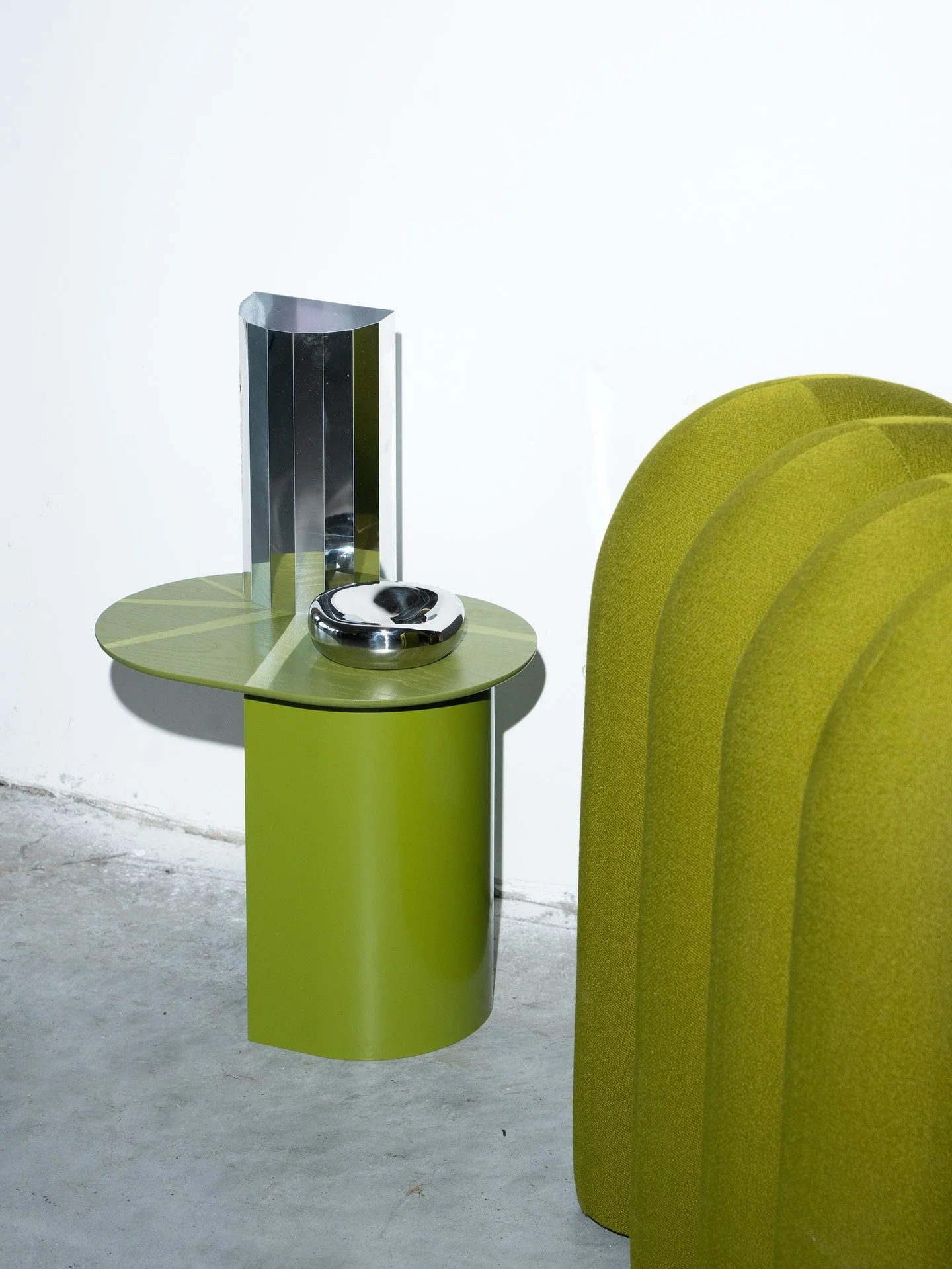 #HauseDesign brunch 🖤 hosted by @burohause.pr @laurelclaire 

Together with @festamsterdam @serax_official @robuustamsterdam @smeg_nederland @fjakafurniture @atelier.suki 

Pictures by @katerinabezede