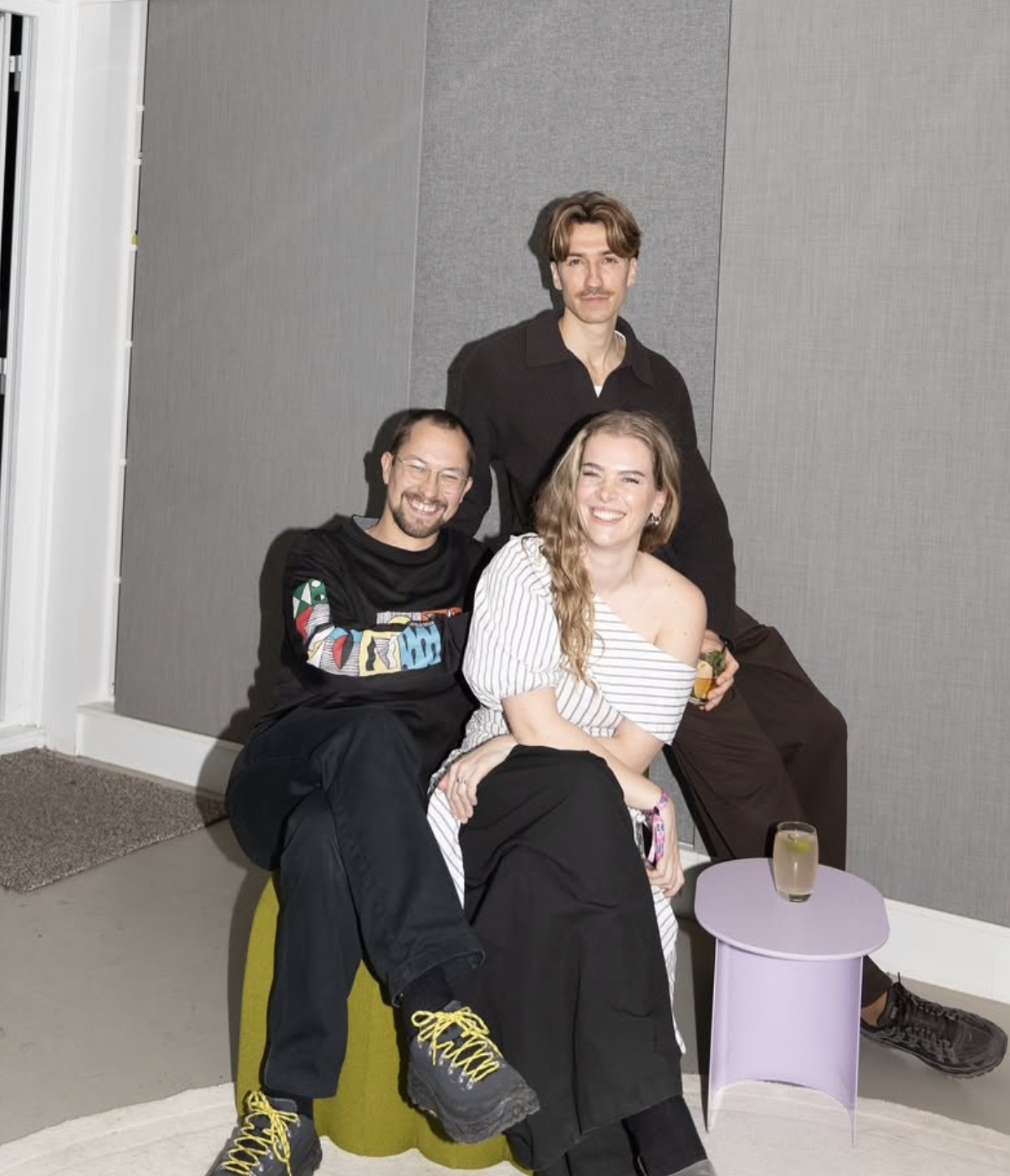 Simone Smelt at the FEST x Kvadrat event she hosted the other people at the picture are Julius Oosting and Tom Verdenius
