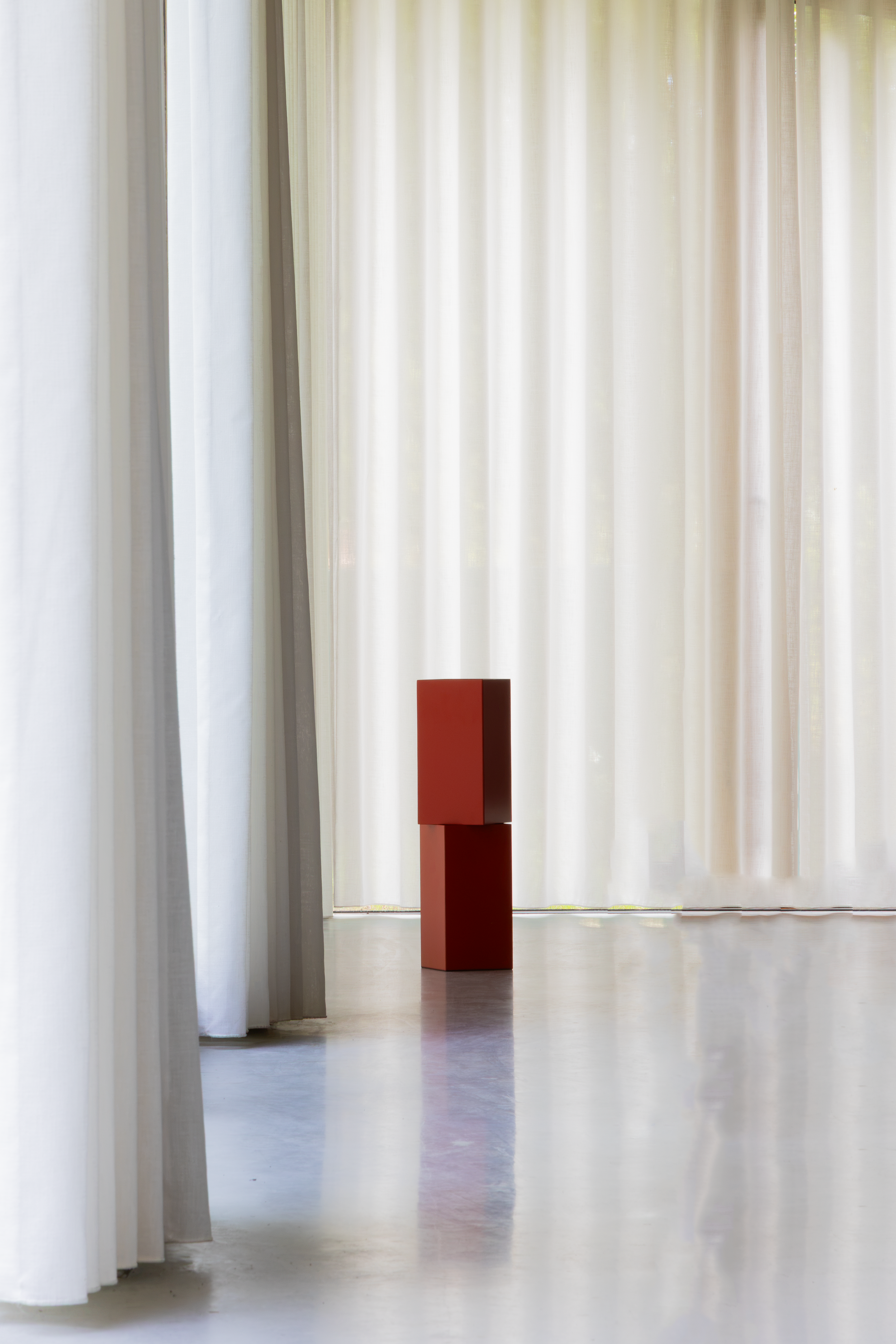 Stack Table Light designed by Simone Smelt for FEST Amsterdam exhibited during dutch design week 2026 at the exhibition forward furniture high end design scultural design piece collectible design minimalist red table light