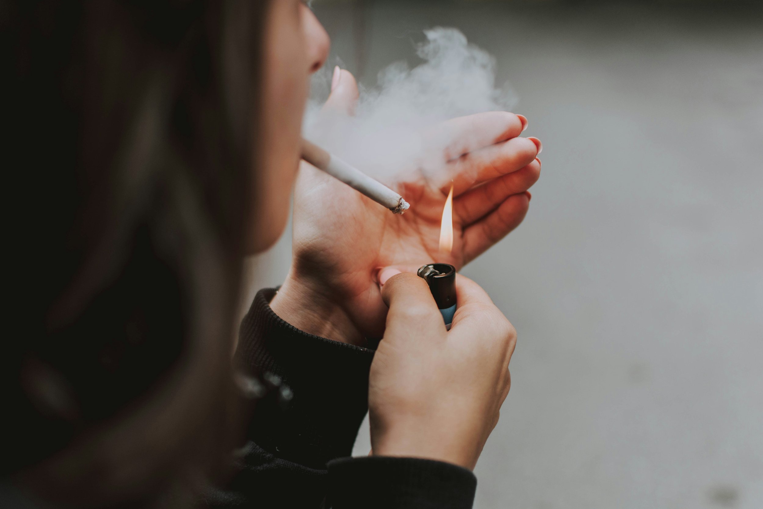 Smoking – particularly if started during adolescence – is associated with an increased risk of breast cancer, major new study finds