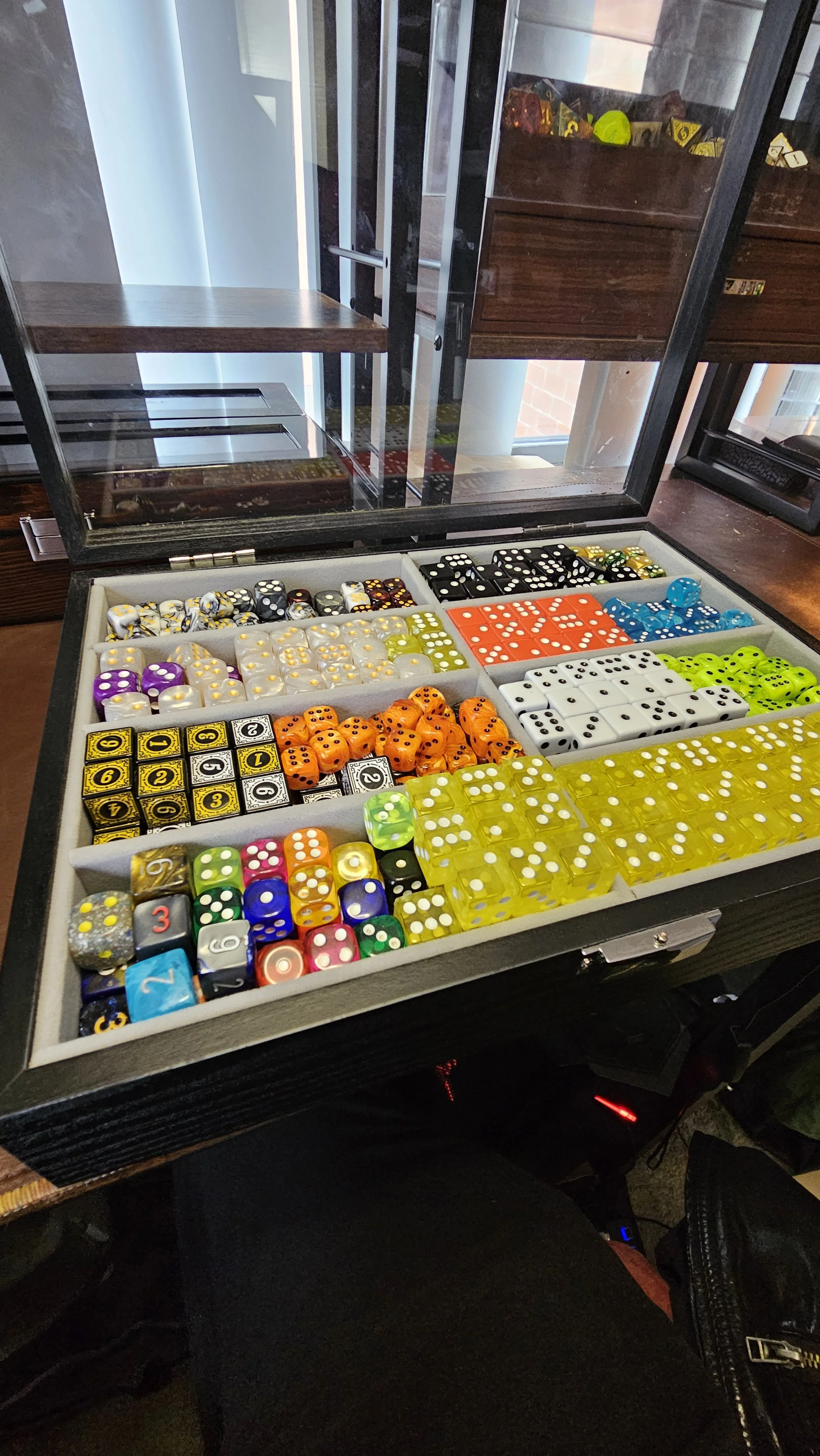 D6 Chest Wide Angle.jpg