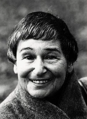 Laura Perls, German psychotherapist who developed the Gestalt therapy approach in collaboration with her husband.