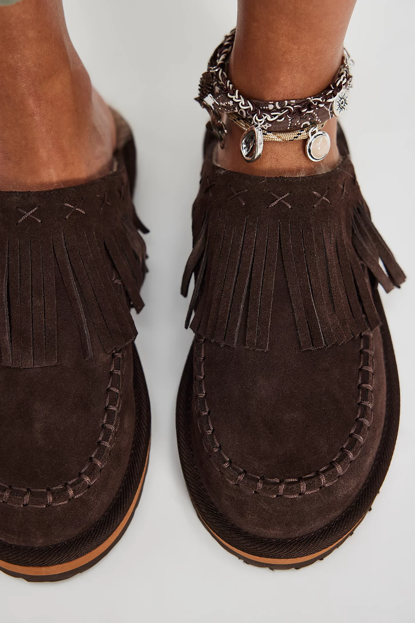 mule shoes.webp