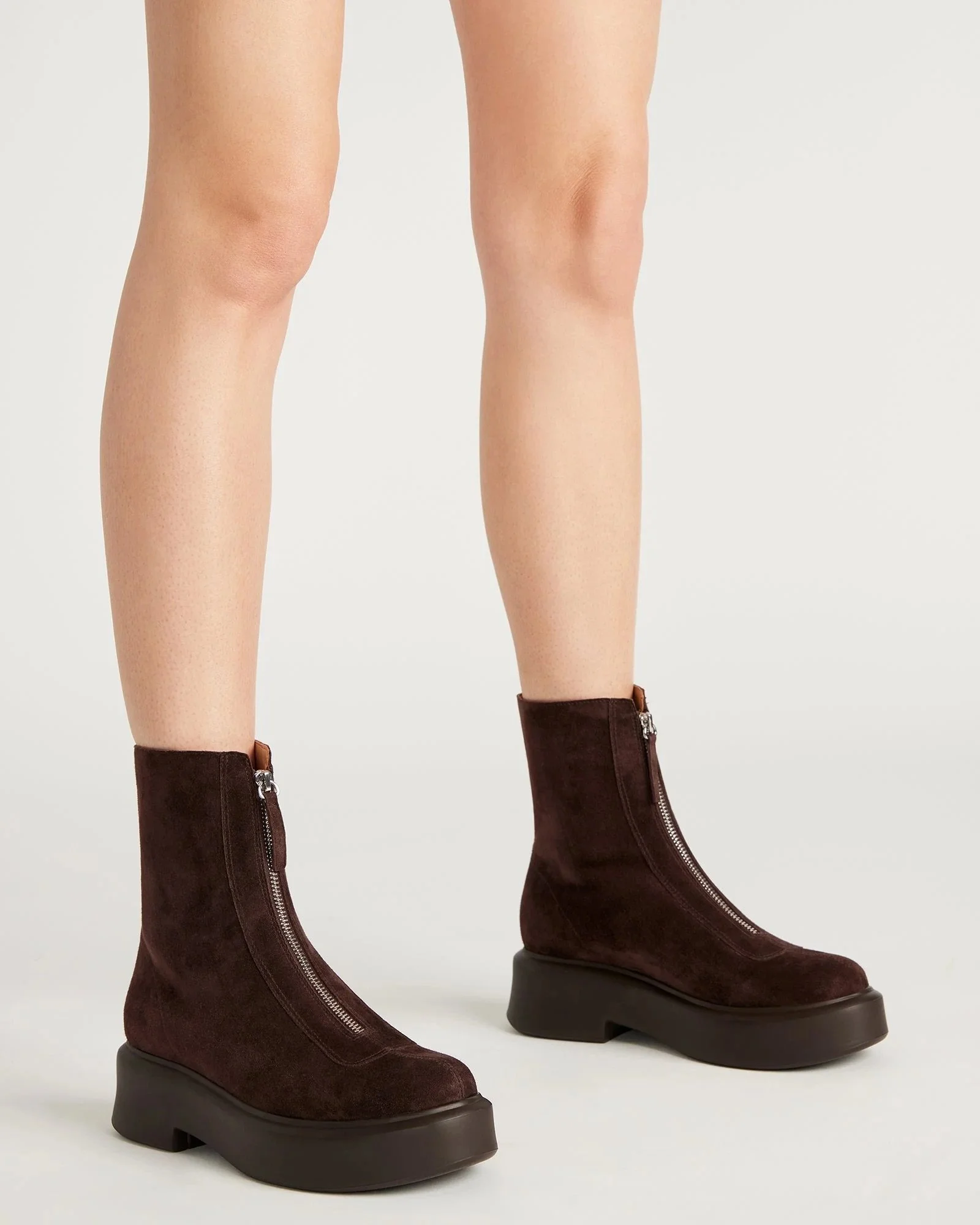jones suede brown 2.jpeg