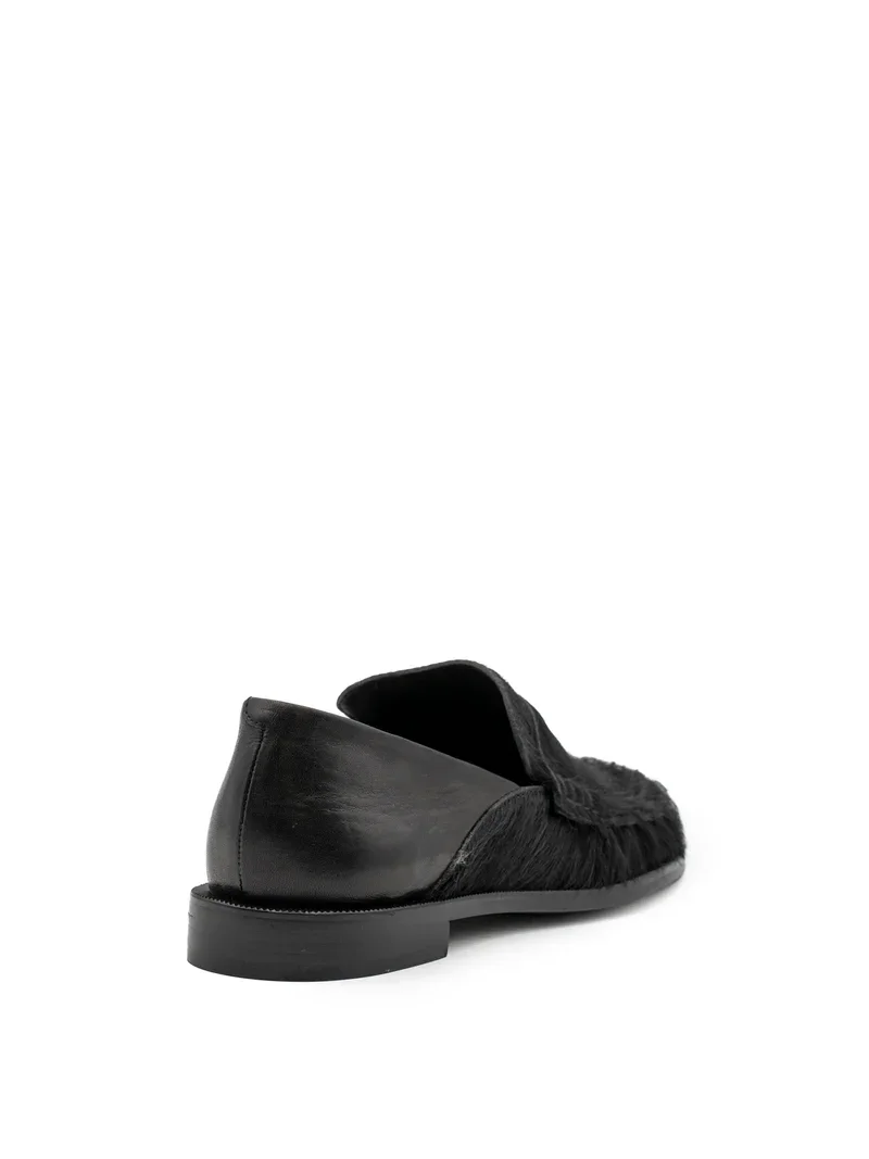 BLANCHEPONYBLACK_4.jpg.webp