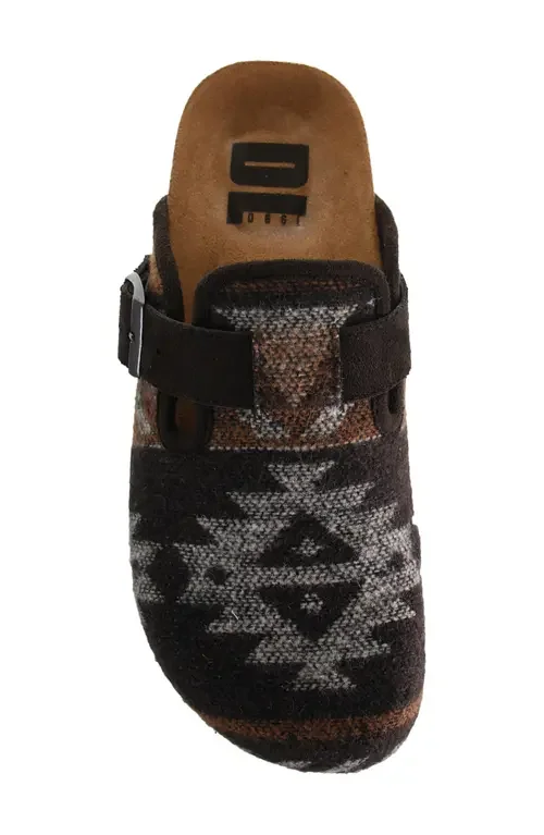 magnolia clog brown.webp