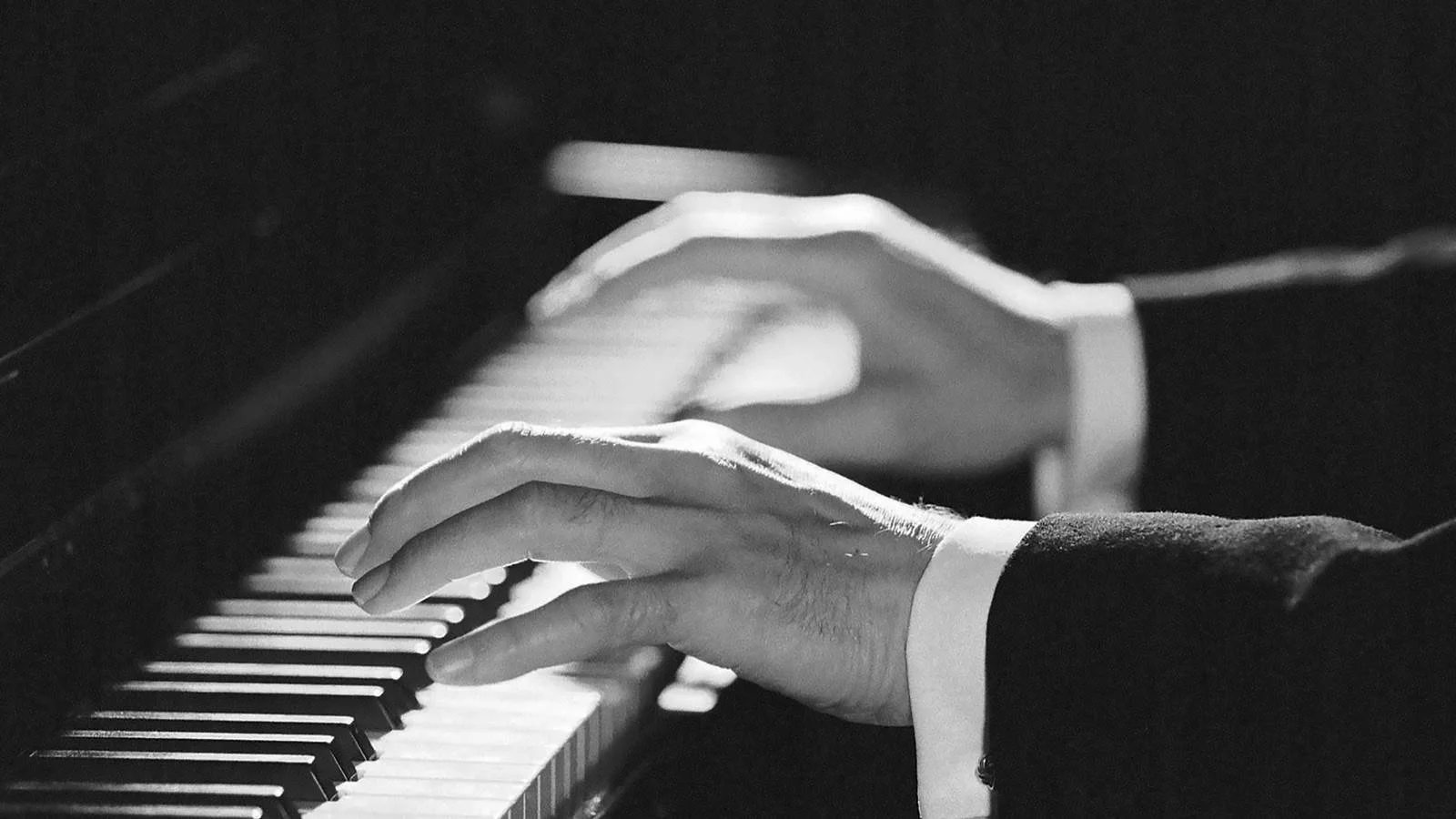 Piano Jazz by the Fire