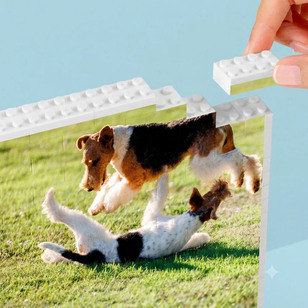 Une personne assemble un puzzle représentant deux chiens jouant sur l'herbe, avec des pièces blanches en haut et une image de chiens en dessous.