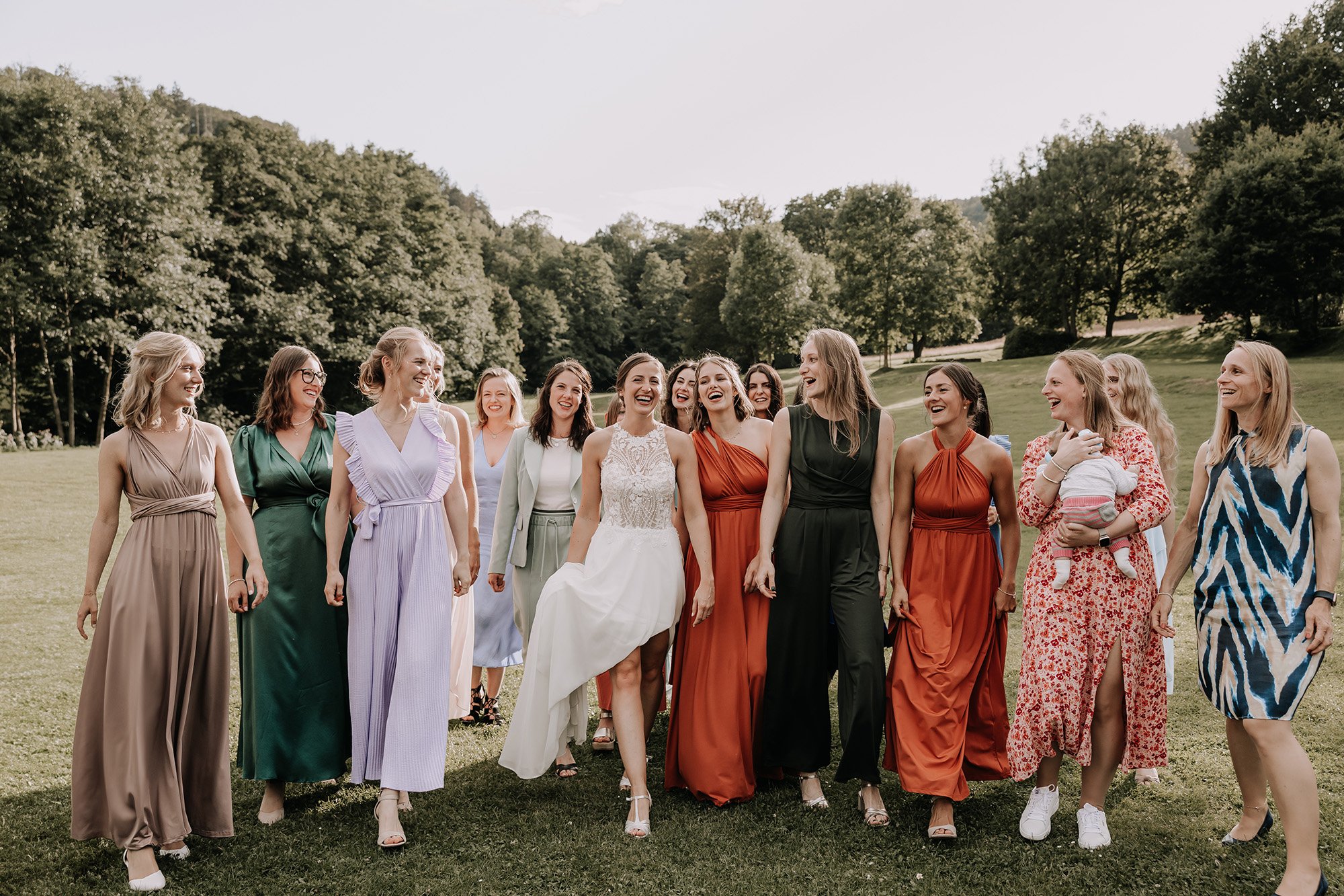 Hochzeitsfotografie einer romantischen Sommerhochzeit in der Eifel
