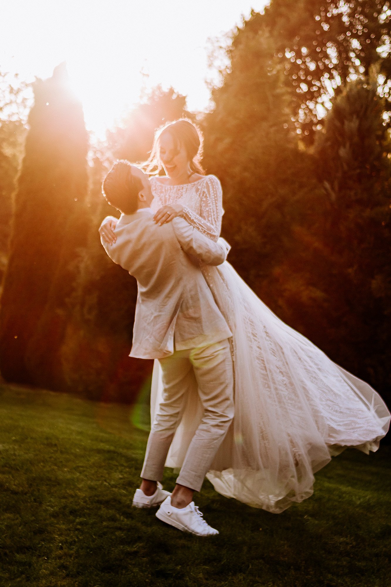Hochzeitsfotografie einer verspielten Sommerhochzeit in Düren