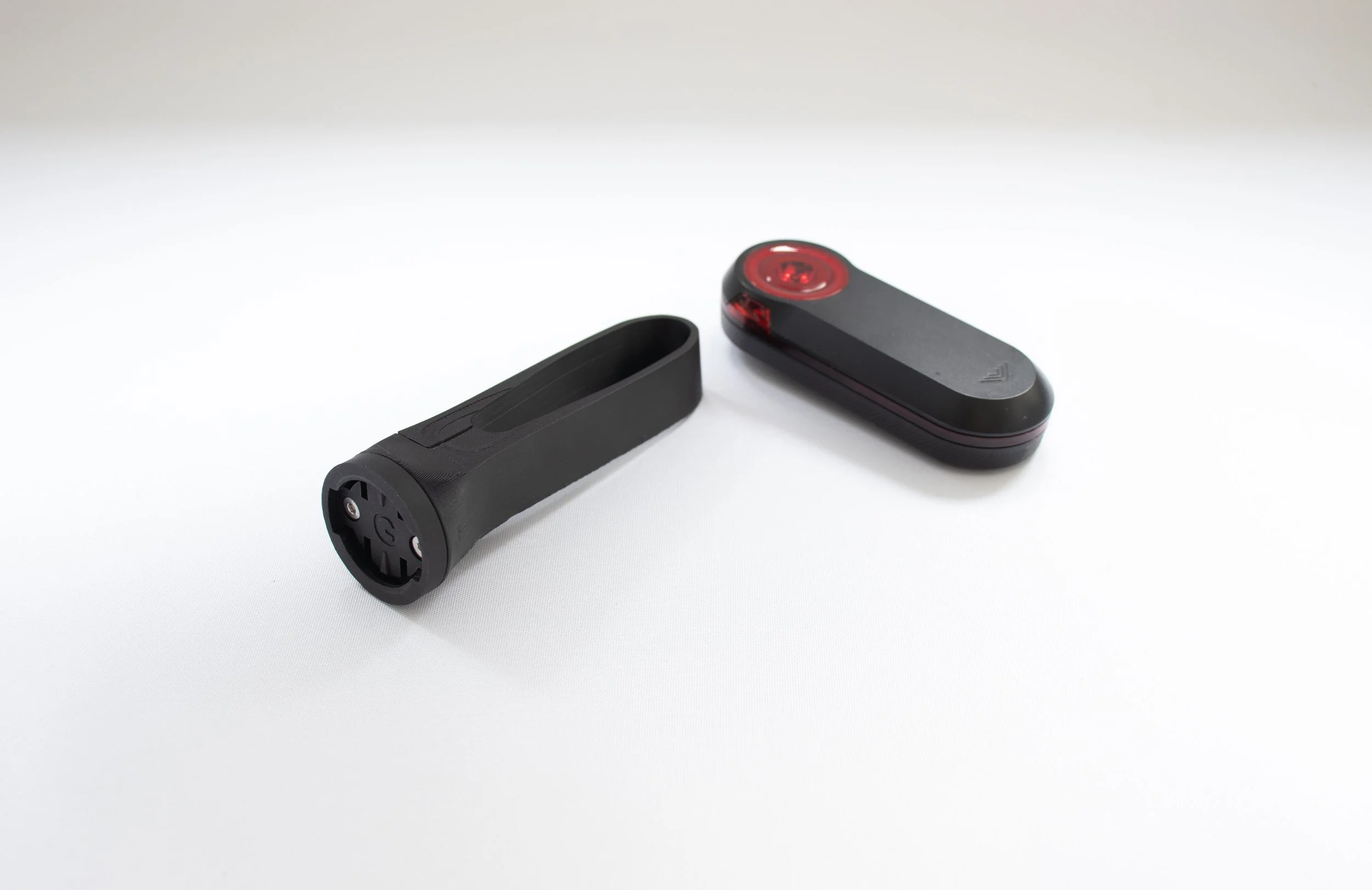 Support vélo de radar lampe arrière Garmin Varia VAN RYSEL XCR TRI UCI aerodynamique tige de selle - impression 3D - Wahoo TRACKR - SOLVY BIKE