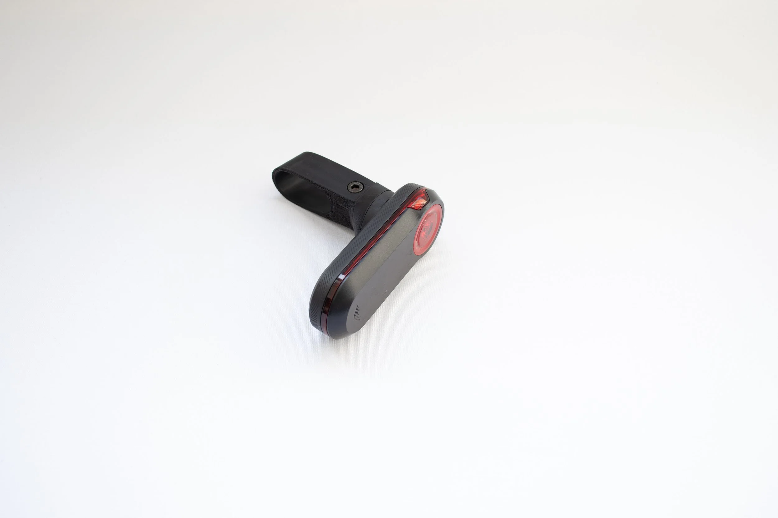Support vélo de radar lampe arrière Garmin Varia MEGAMO PULSE ELITE aerodynamique tige de selle - impression 3D - Wahoo TRACKR - SOLVY BIKE