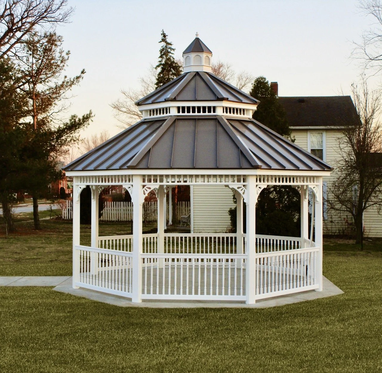 18' Vinyl Octagon Gazebo - Victorian w/SS Roof