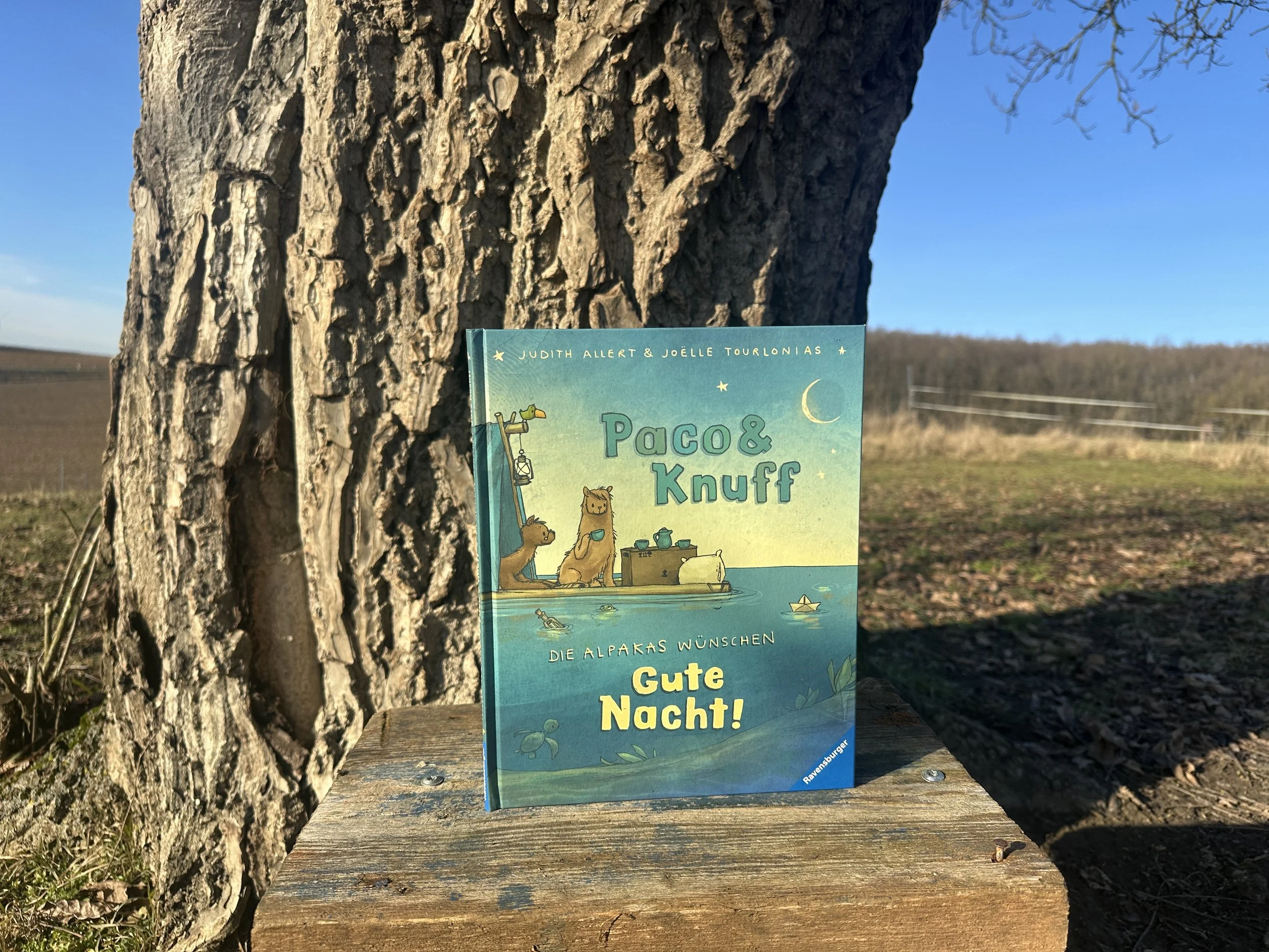 Paco und Kuff. Die Alpakas wünschen Gute Nacht