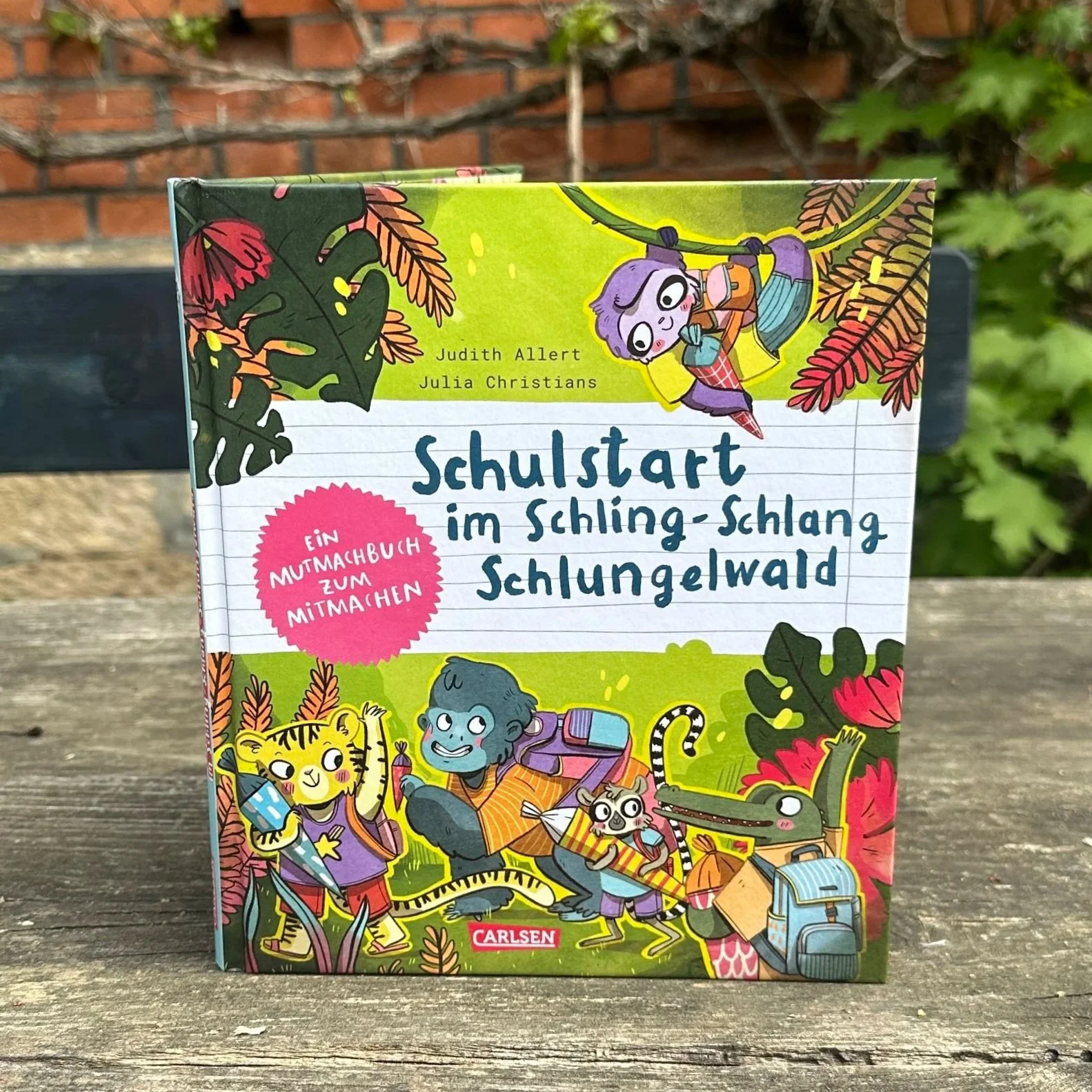 Schling-Schlang-Schlungelschule++Vorne+stehend.jpg