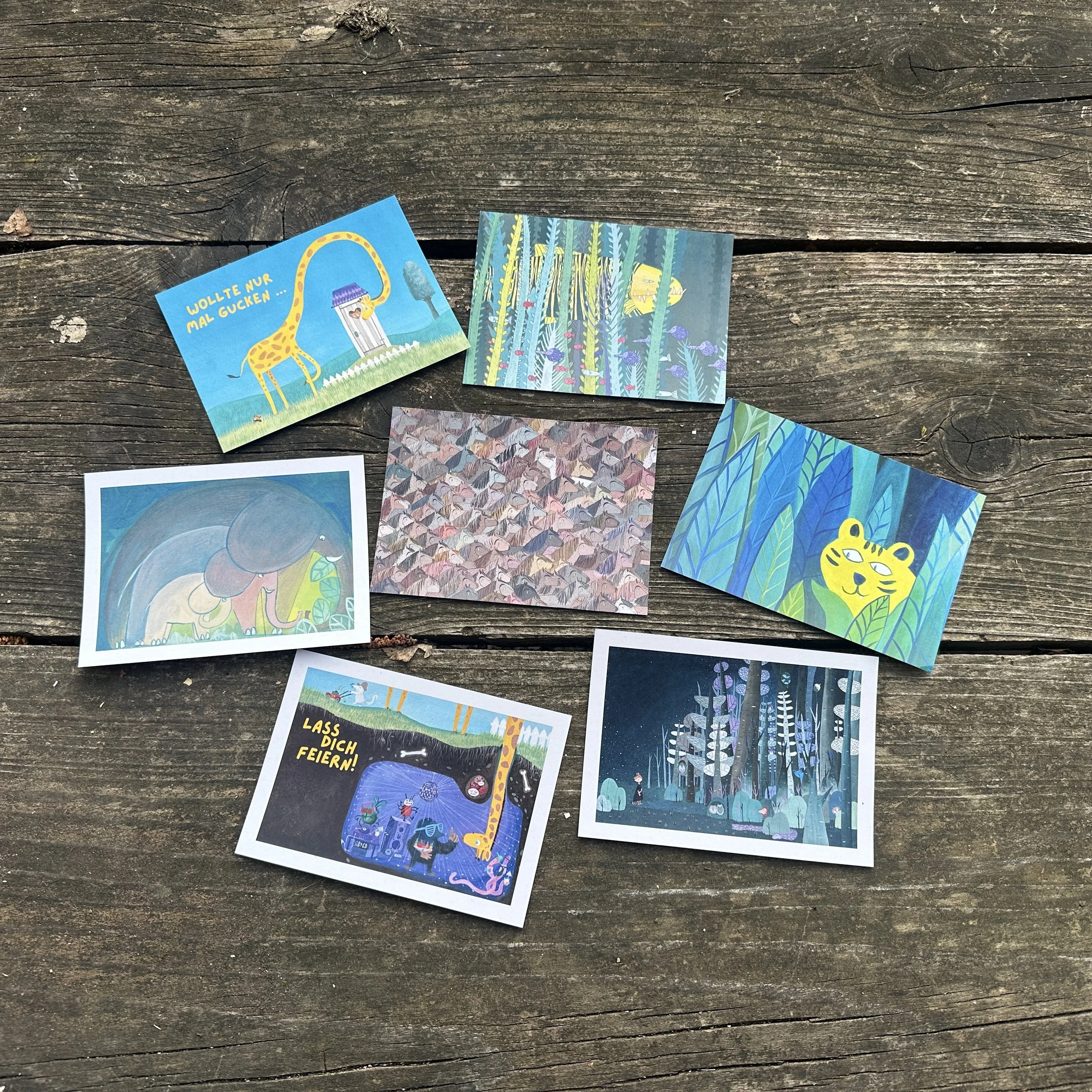 Ein Postkartenset von Karolina