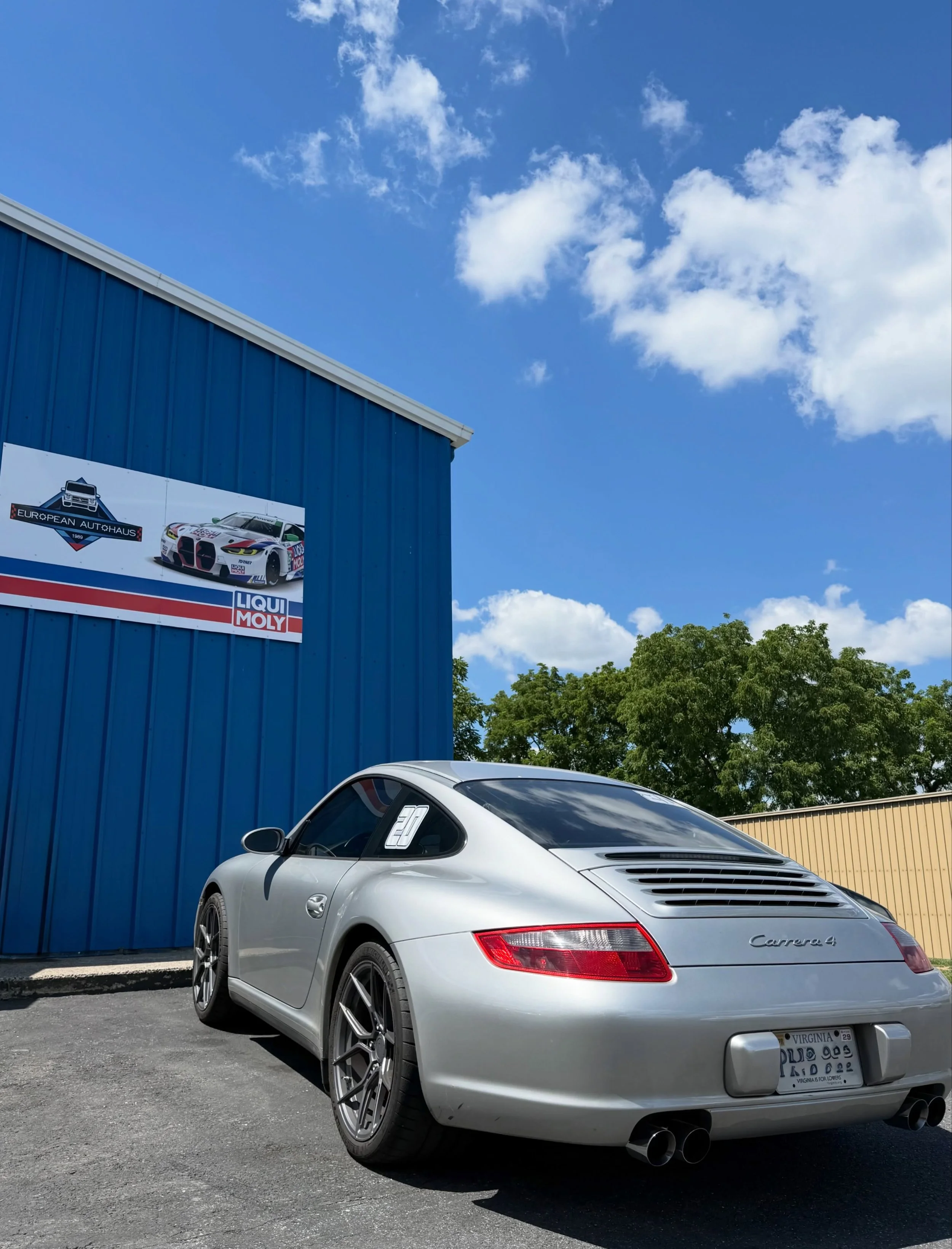 911s in the shop today 🏁 An &rsquo;07 Carrera getting dialed in before race weekend, and an &rsquo;09 getting a fresh clutch. Some cars are transportation. These are art you drive.⚙️🏁🏆
.
.
.
.
.
.
.
#PorscheLife #911Carrera #ClutchReplacement #Tra