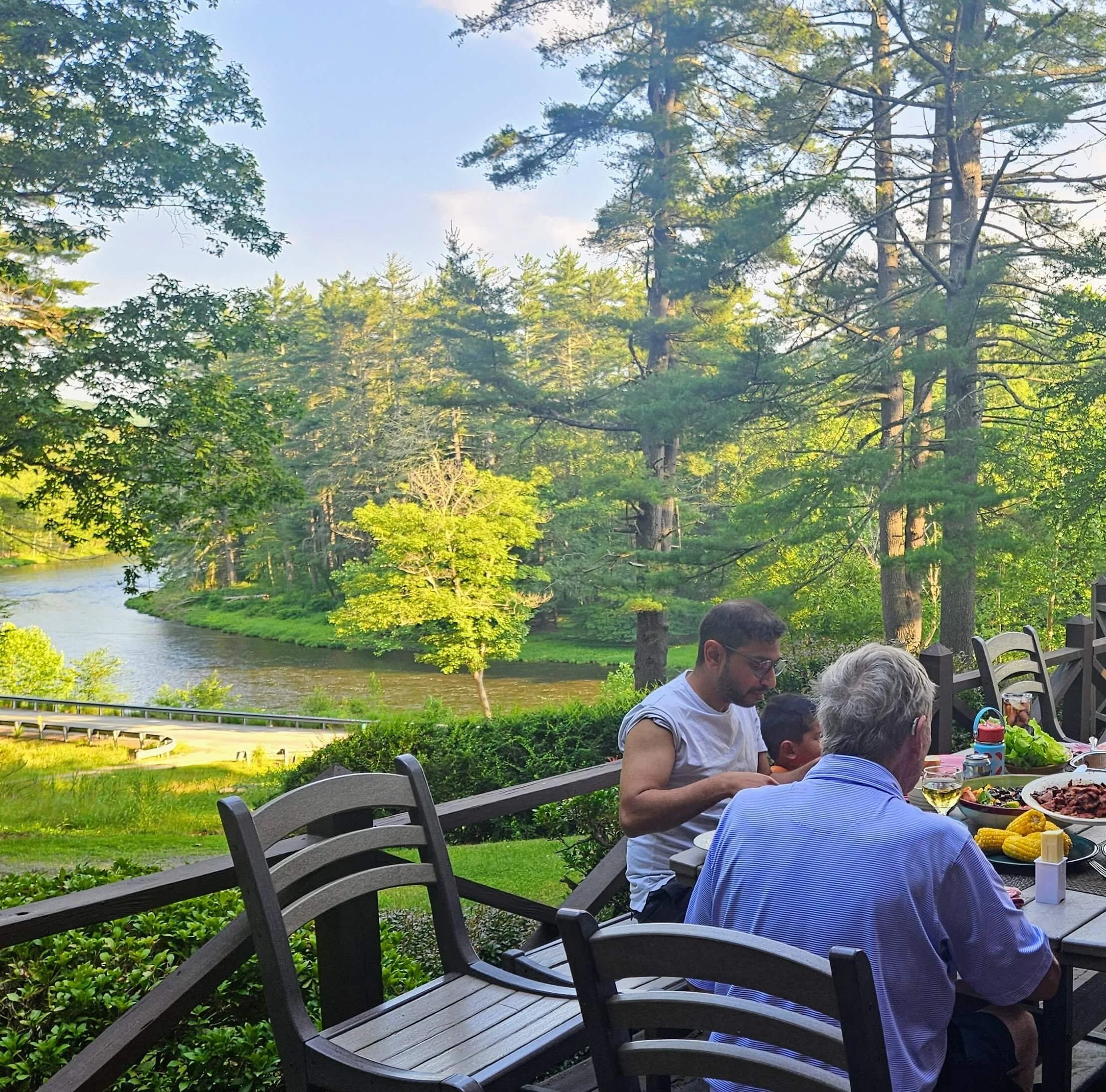 Photo of dinner with family in nature