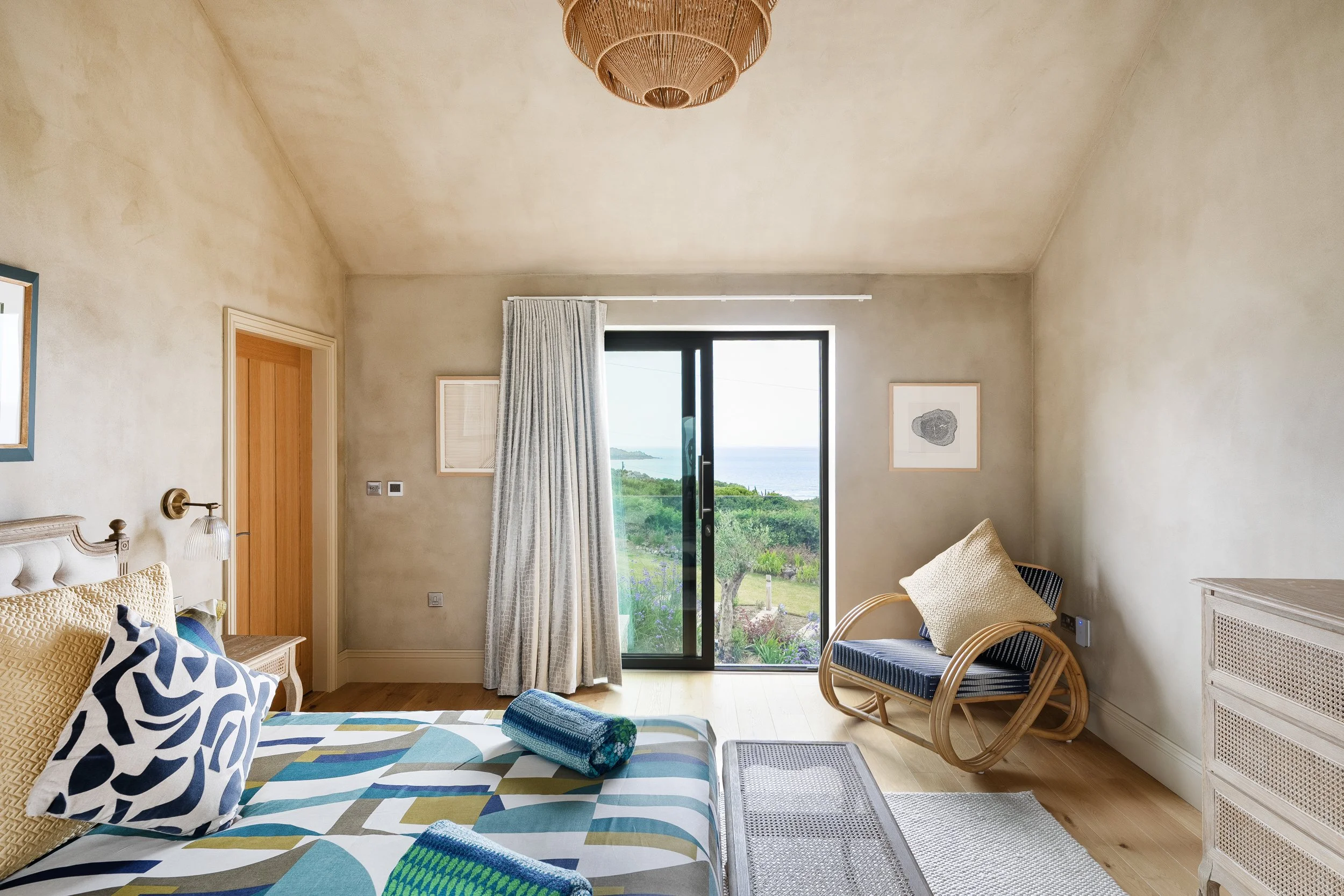 PAP_MasterBedroom_13.jpg