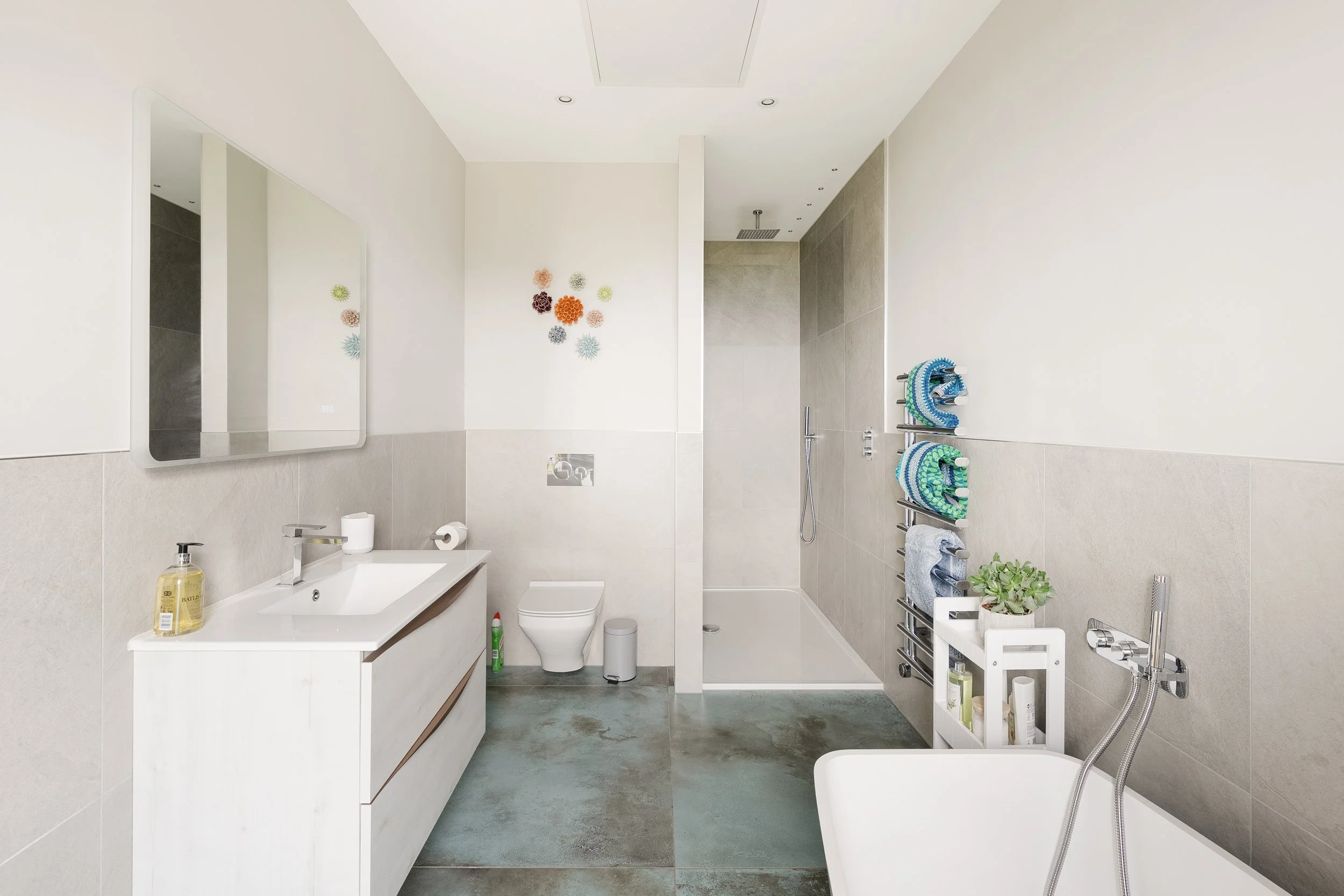 PAP_MasterBathroom_2.jpg