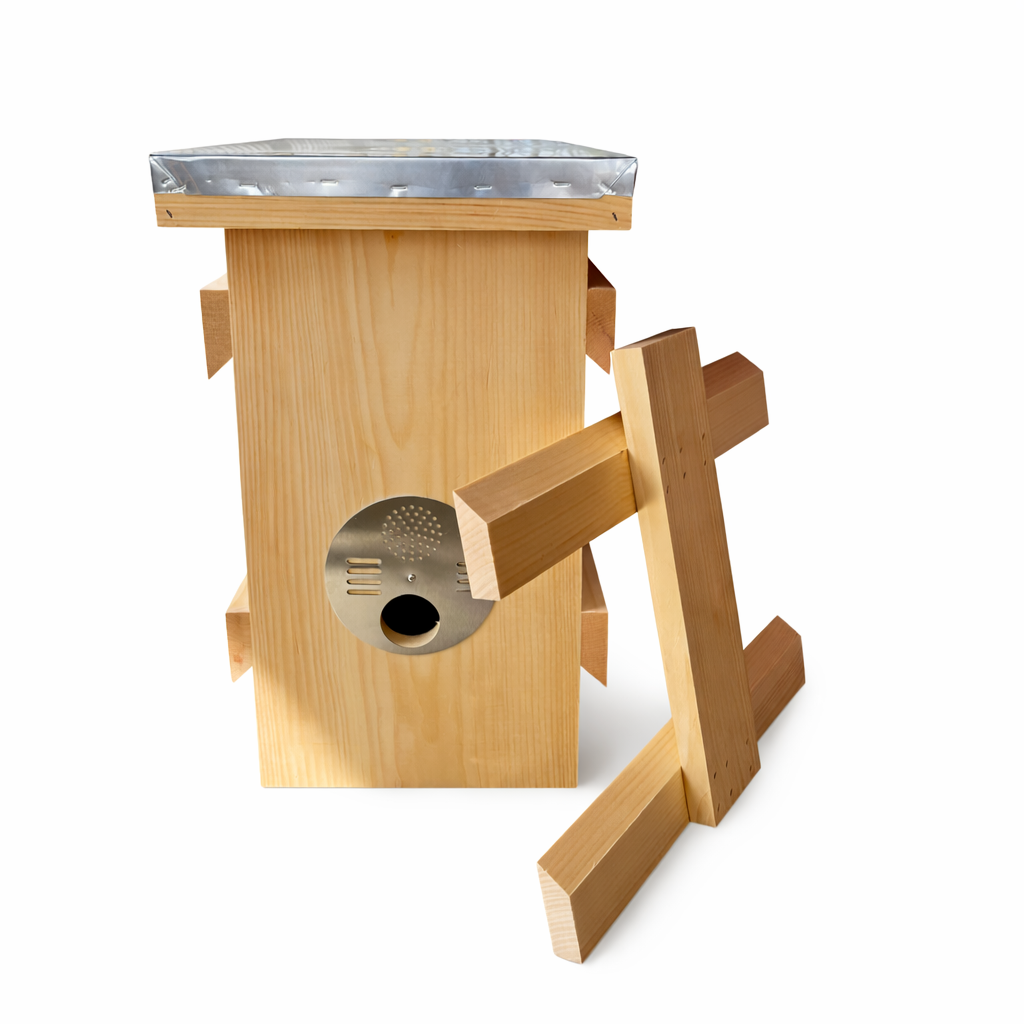 swarm trap with cleat.png