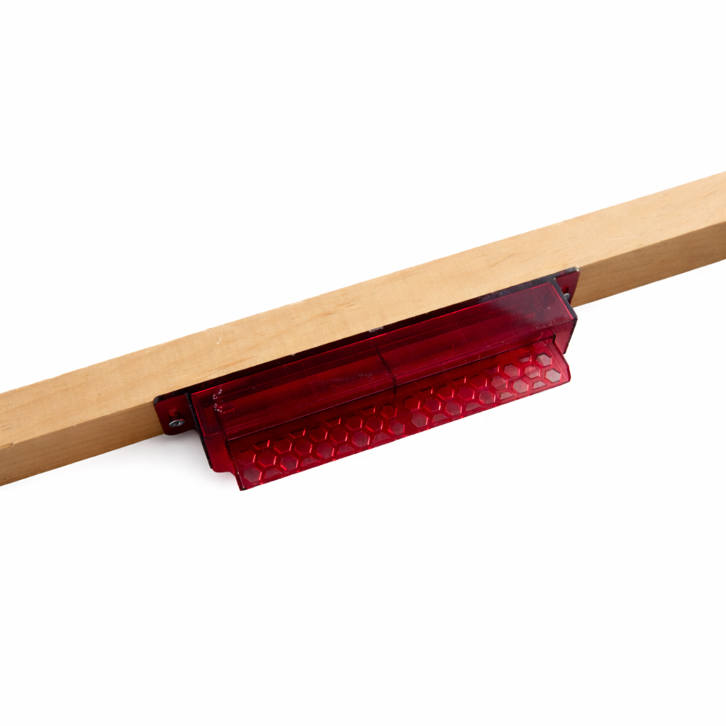 guardian 10 frame close.png