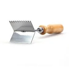 Queen Excluder Scraper