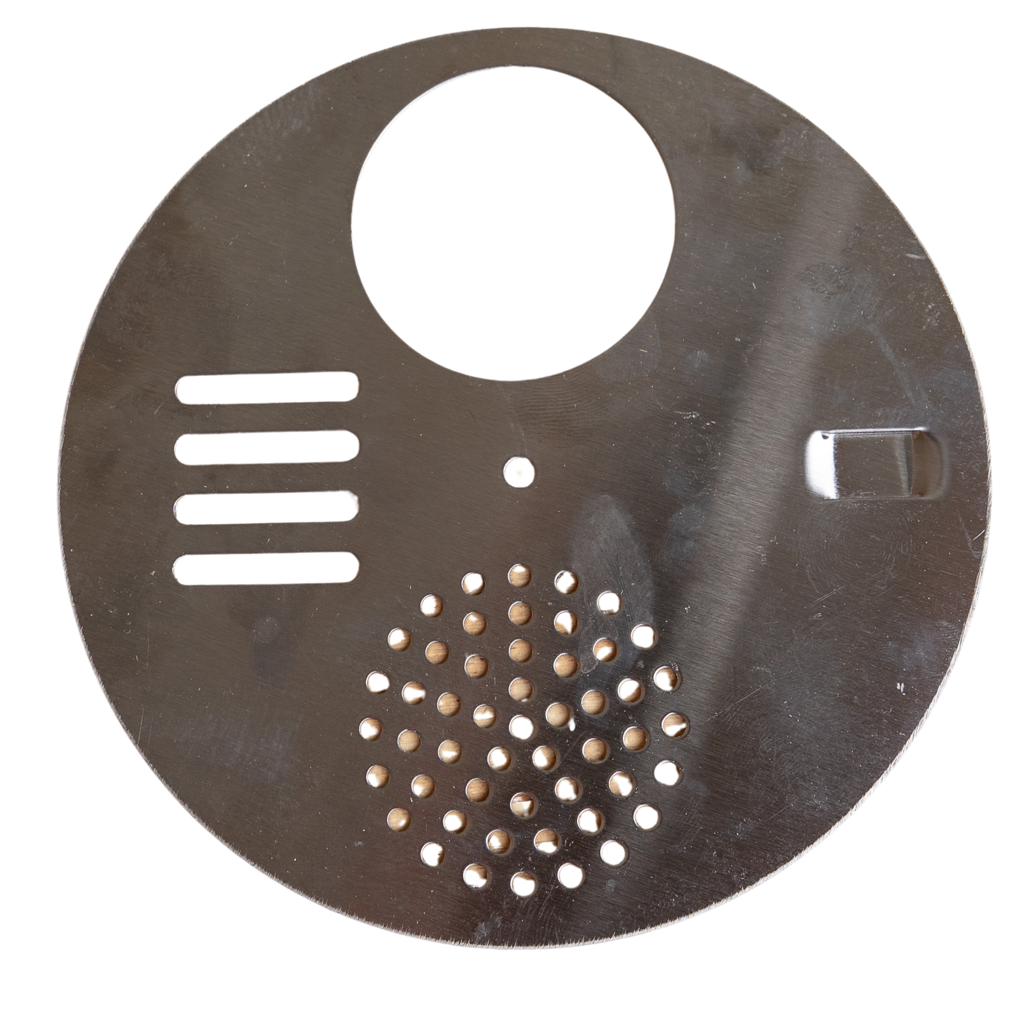 metal hive entrance.png