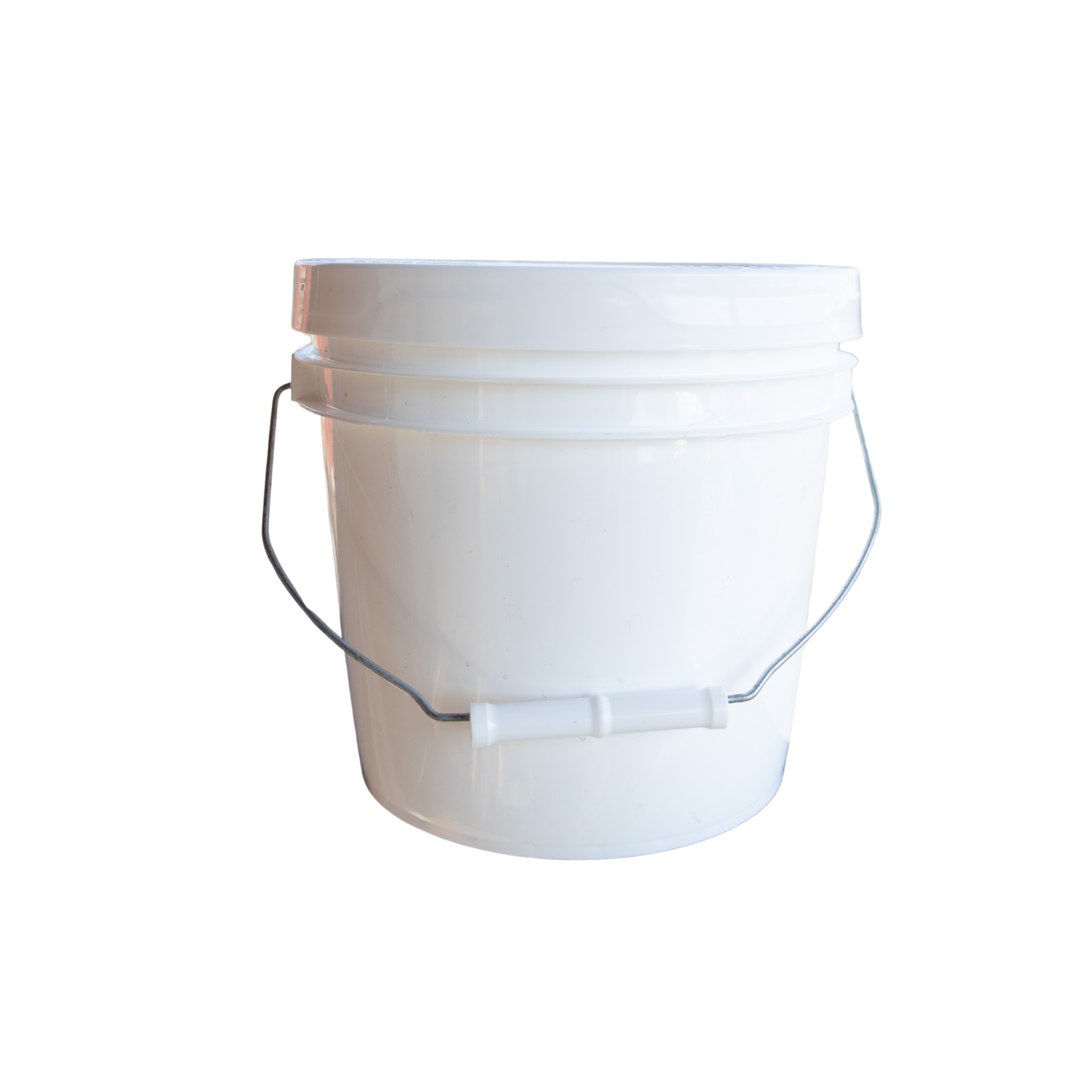 1 gal pail feeder.png