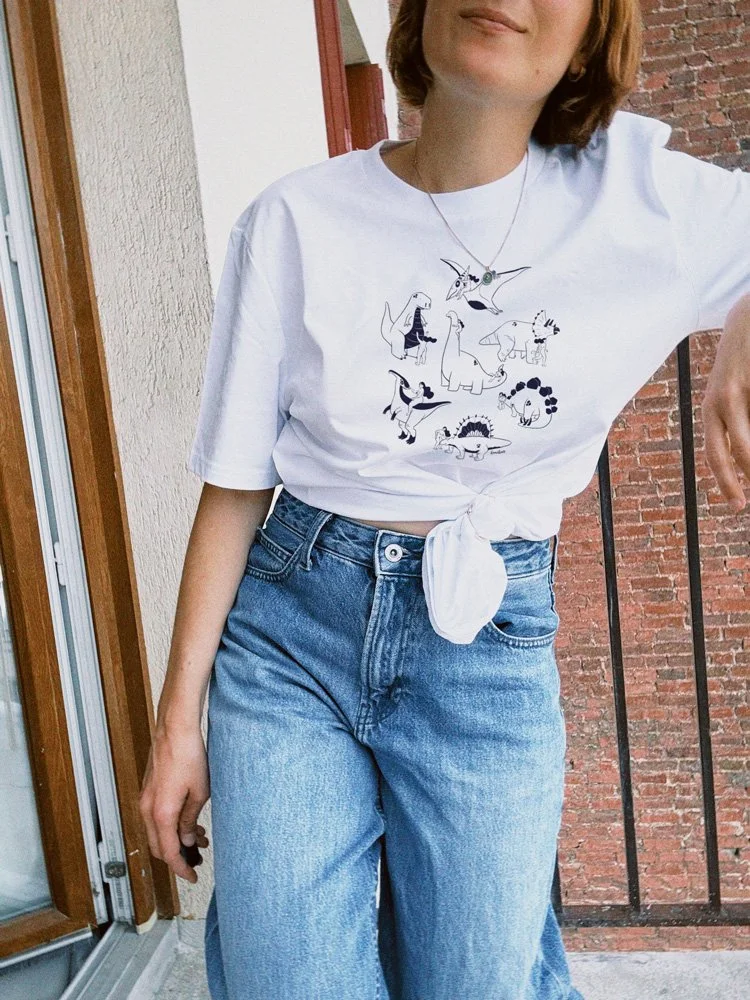 Nos Amis les Dinos - Unisex Organic Cotton T-Shirt