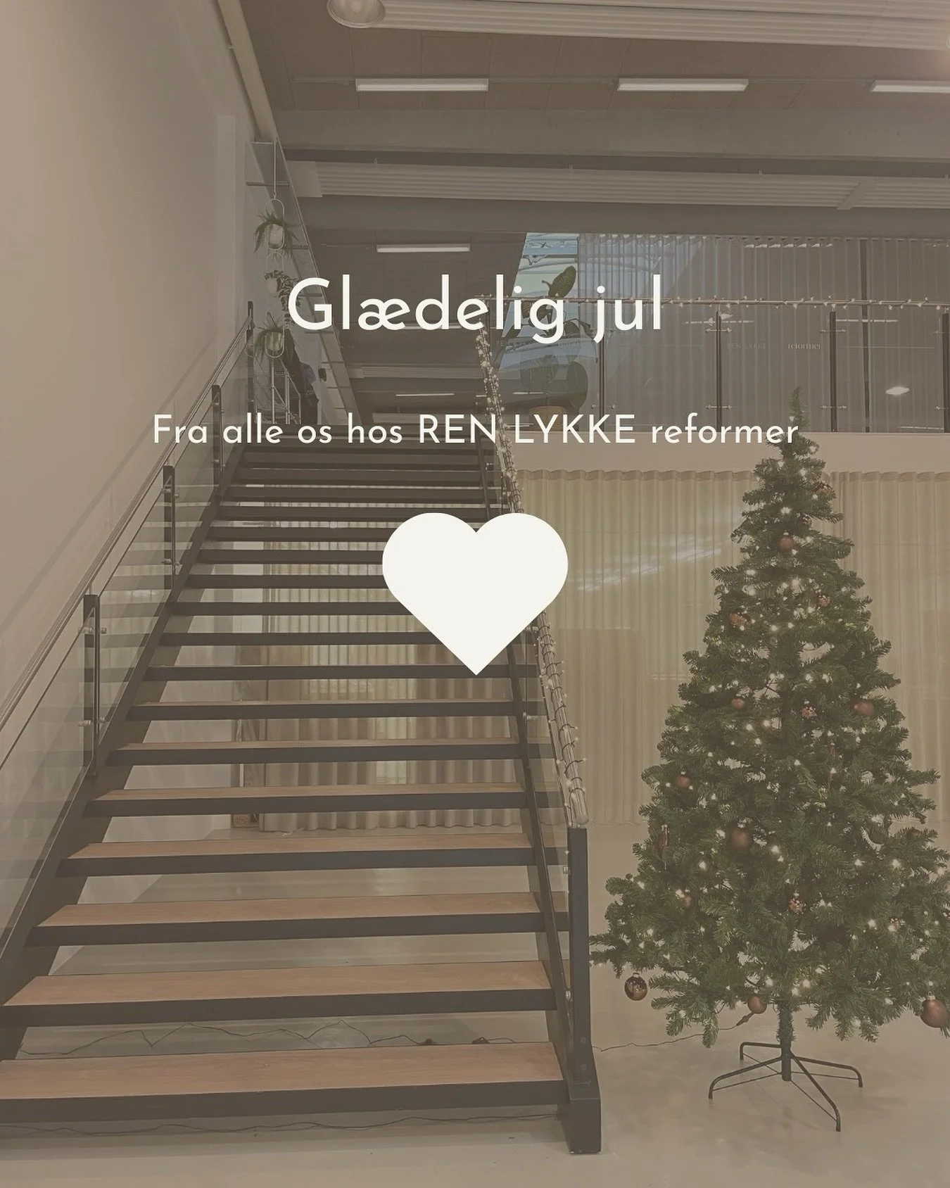 I &oslash;nskes alle en rigtig gl&aelig;delig jul fra alle os hos REN LYKKE reformer🎄🤎