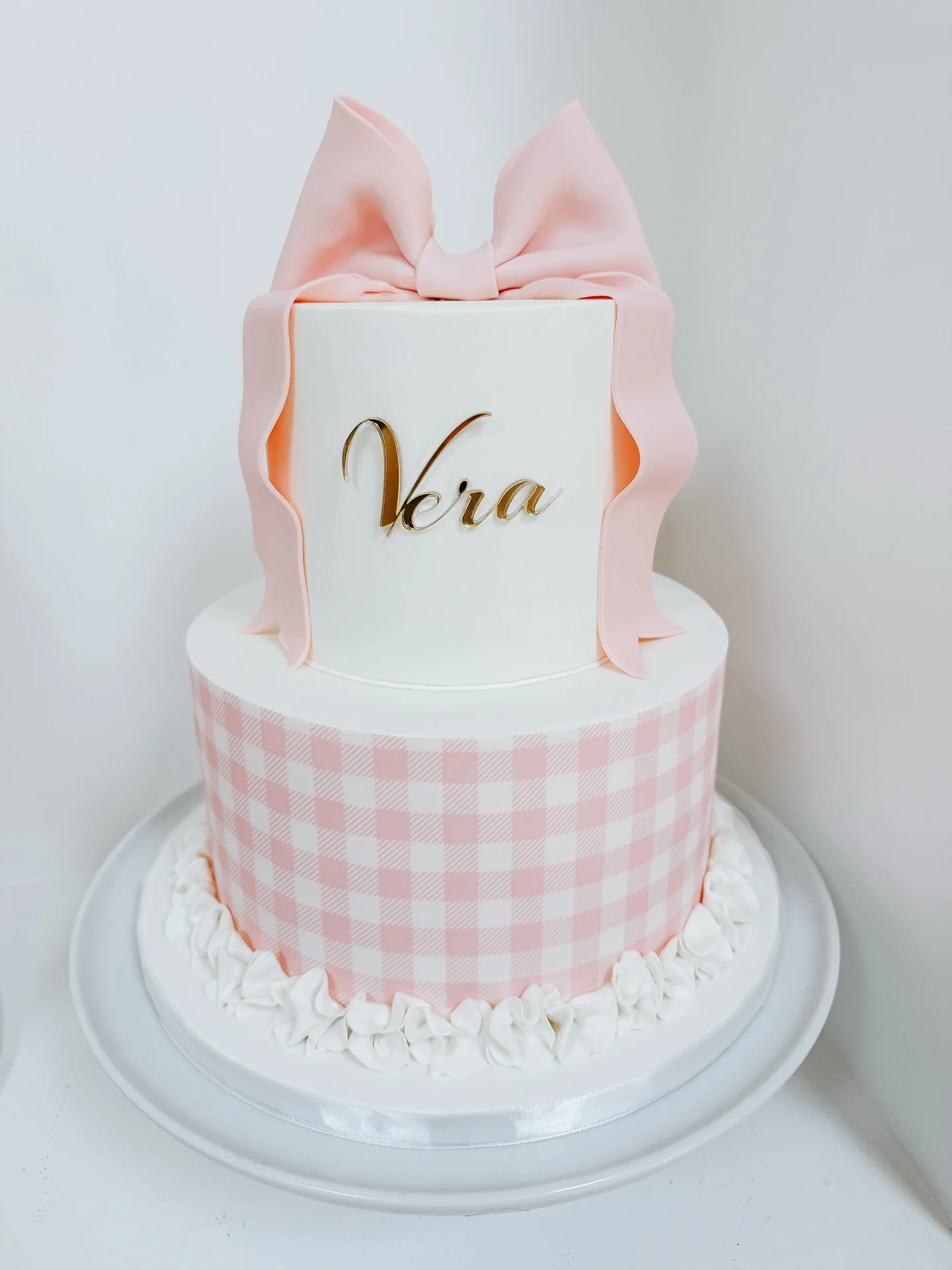 The sweetest cake for the sweetest little girl 💗