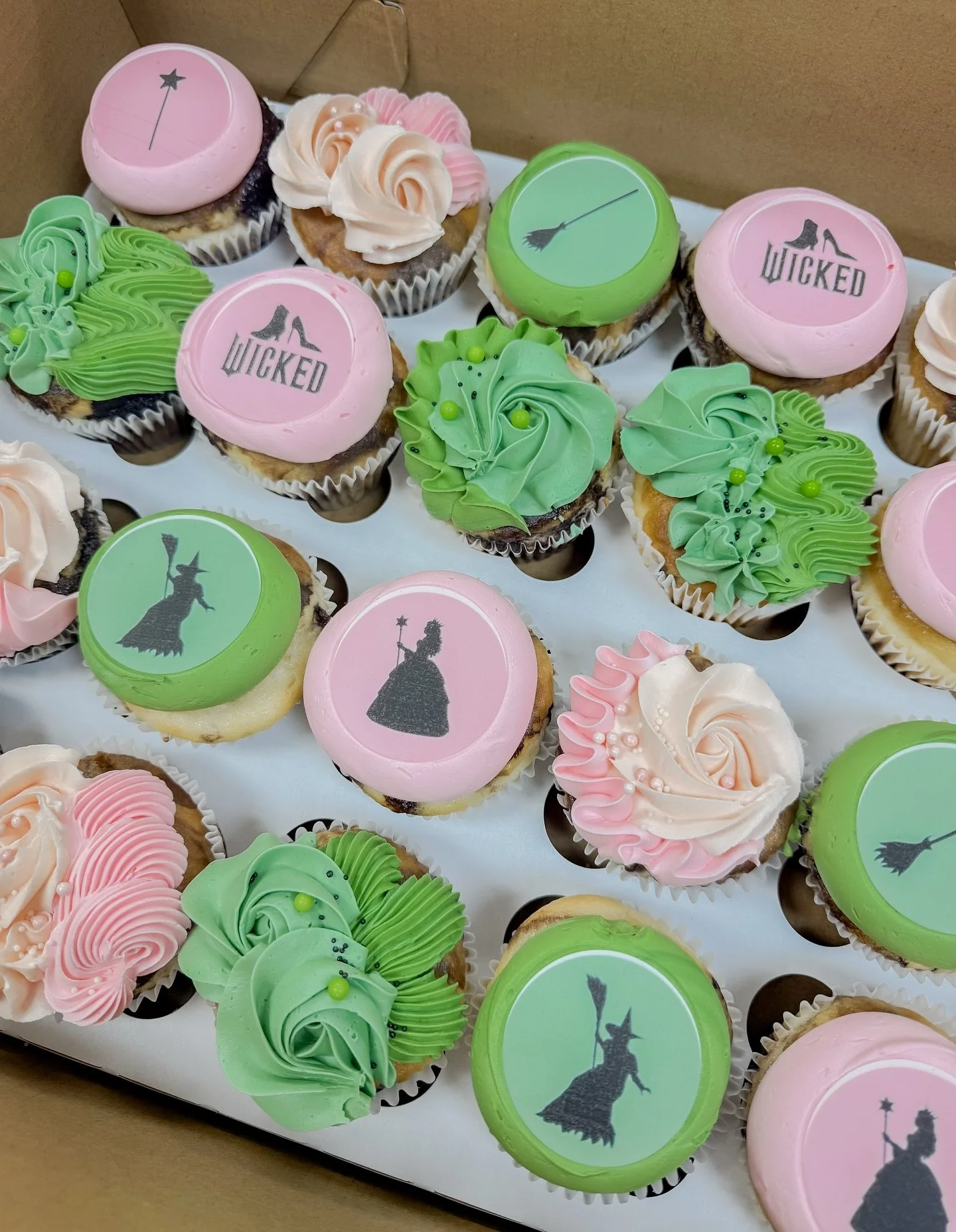 Anyone else as excited about the #wickedforgood premiere as much as we are?! Doing #wicked themed cupcakes and cakes are our favorite!! 💚🩷🎬🎥🍿🎞️