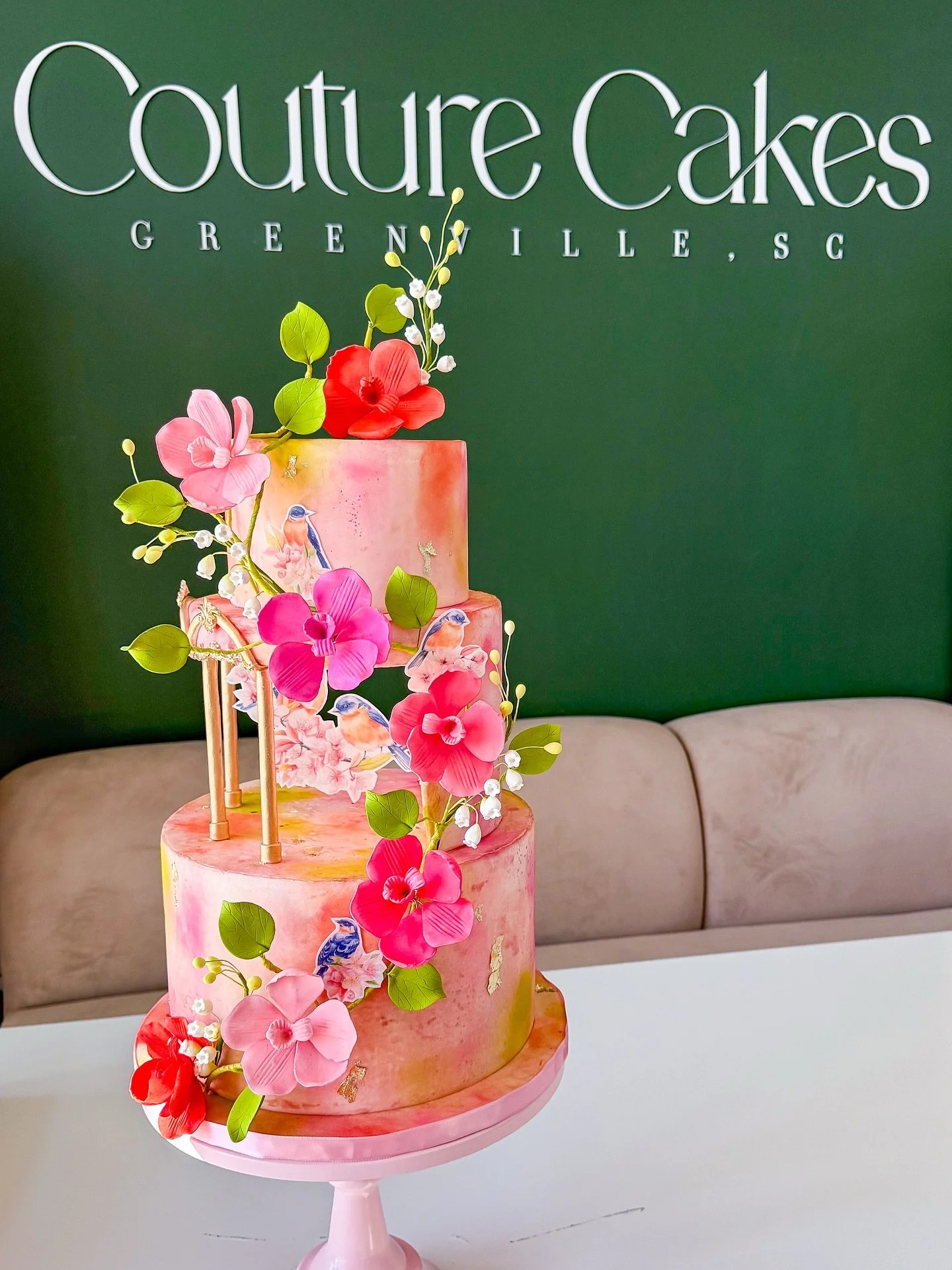 Had so much fun participating in the #wesummit contests for best cake design, flavors, and dessert! While all entries were wonderful, we&rsquo;re proud to say we brought home the award for Best Dessert with our Strawberry Crunch pudding! 🍓 
Congratu