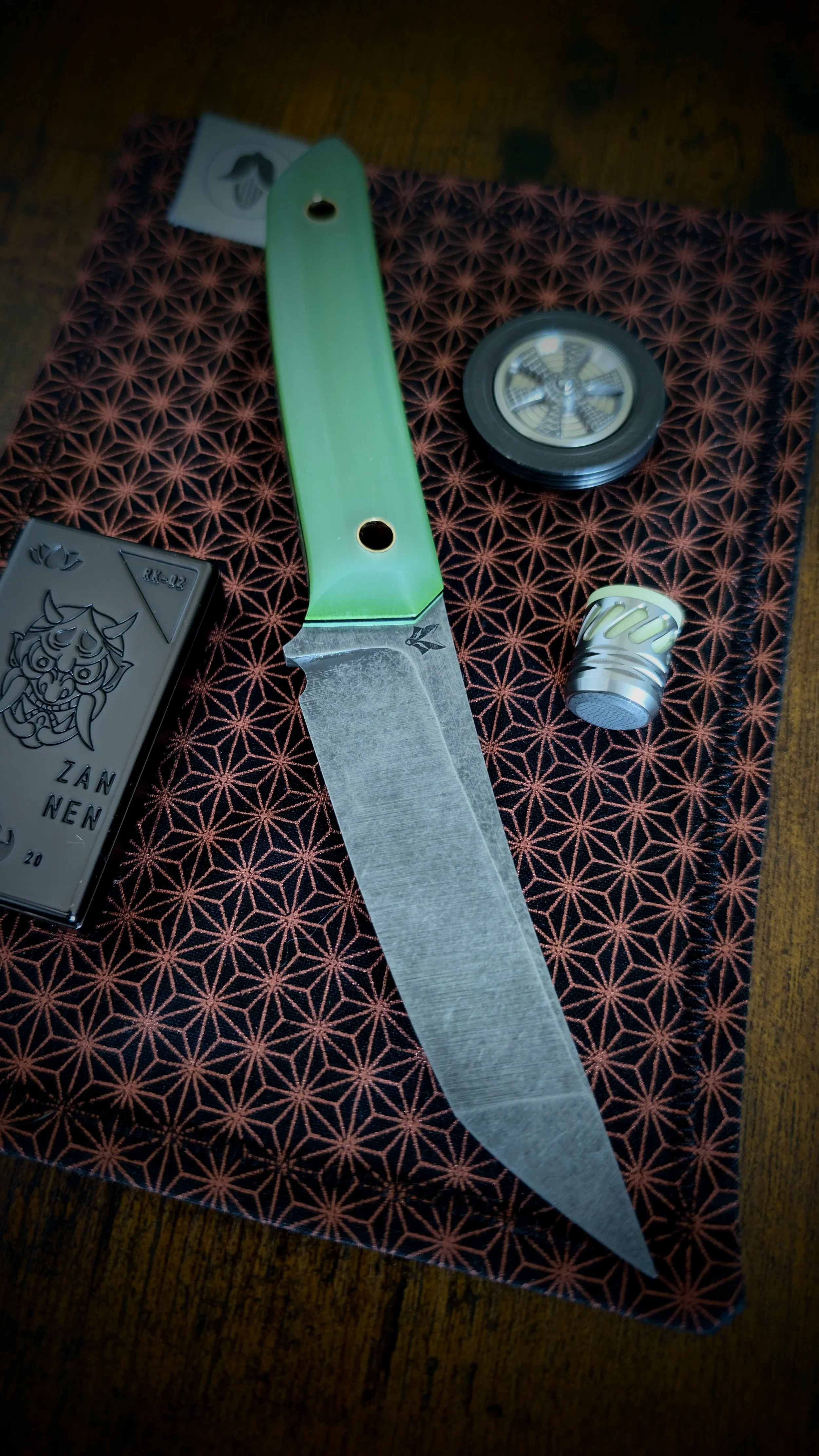 Oni - MagnaCut/ Jade G10