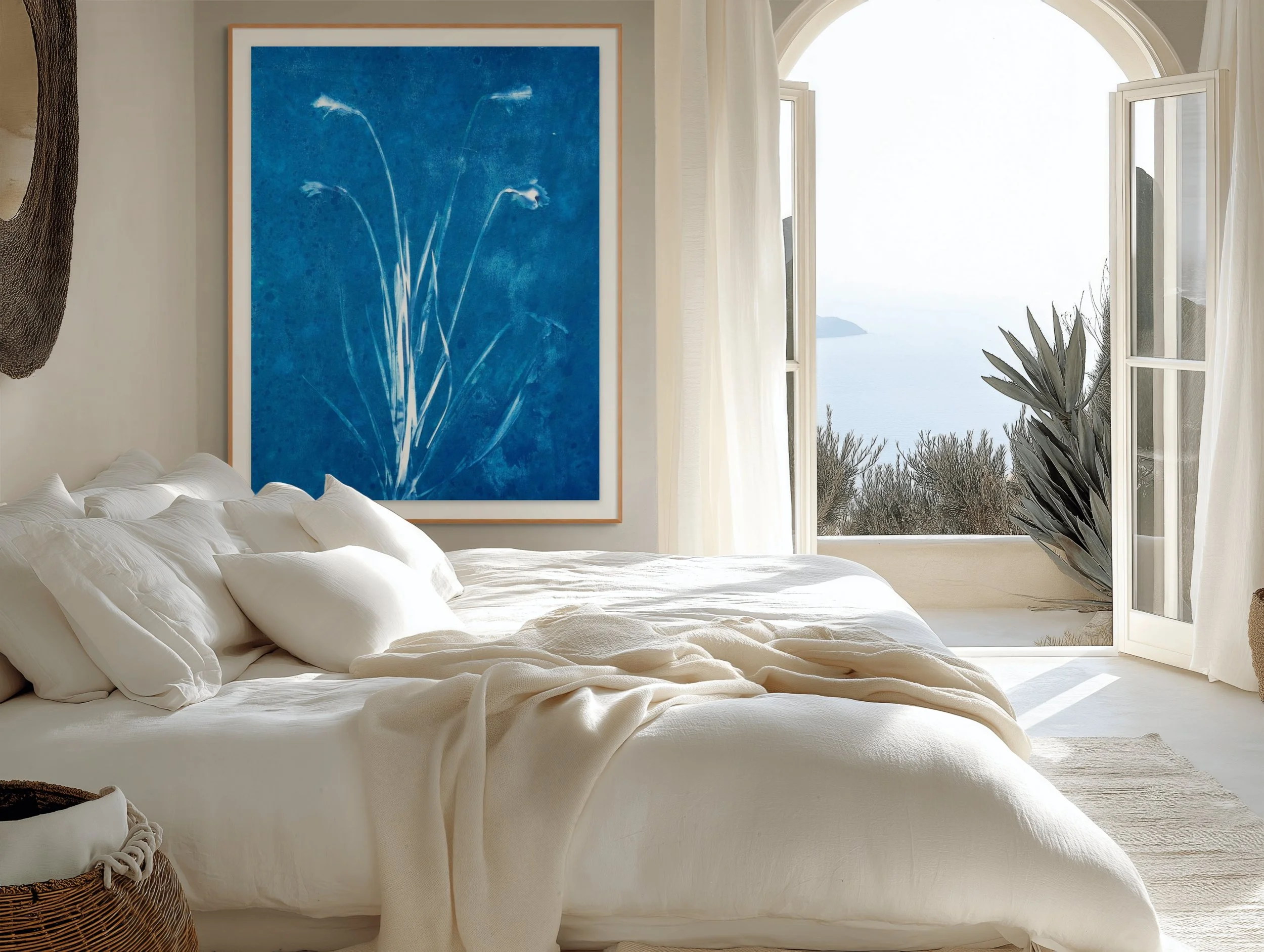 big_daffodils_in_luxe_bedroom (1).jpg