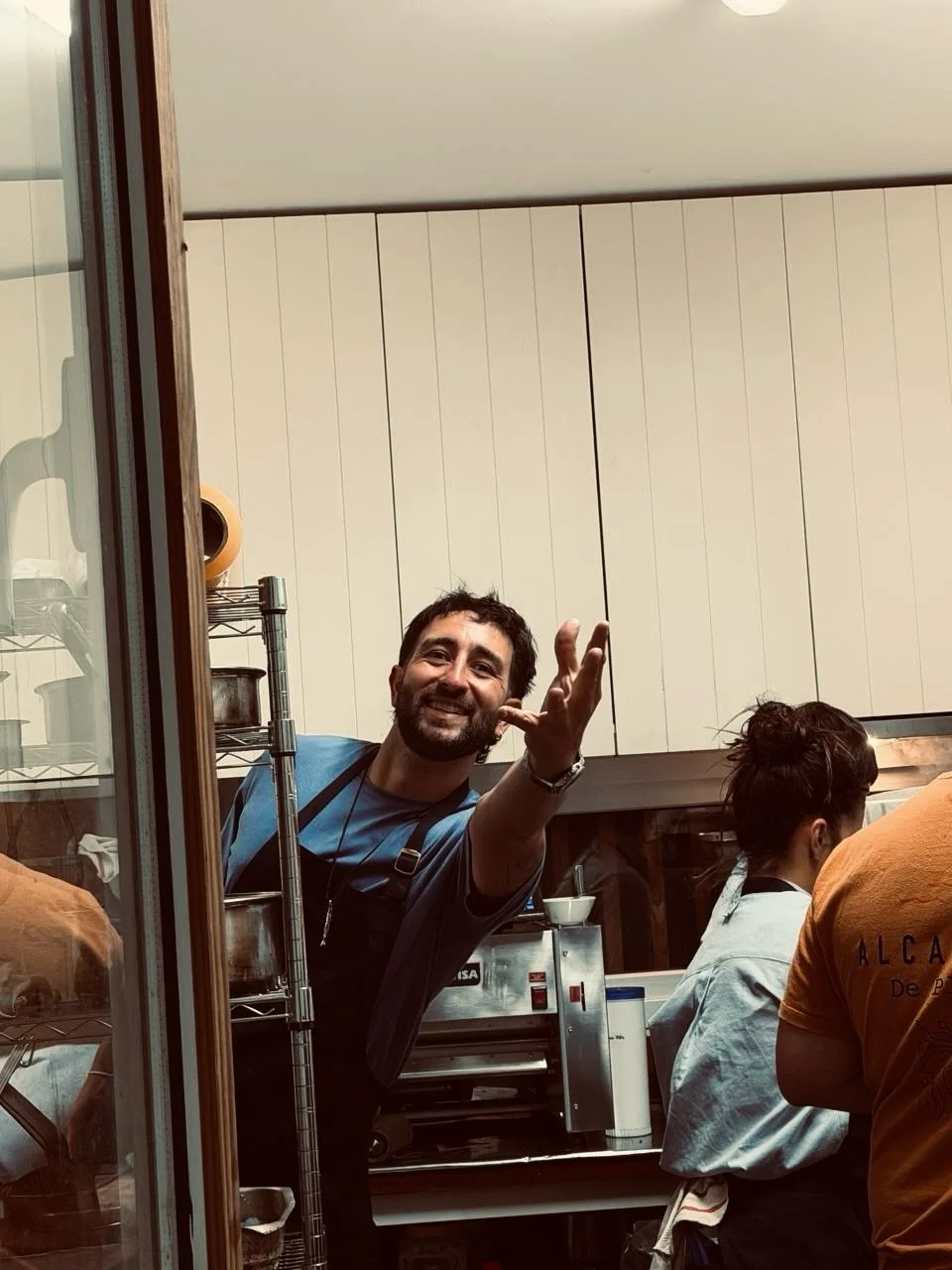 ♨️♨️♨️
En el verano la cocina cerca de la arena y el agua.