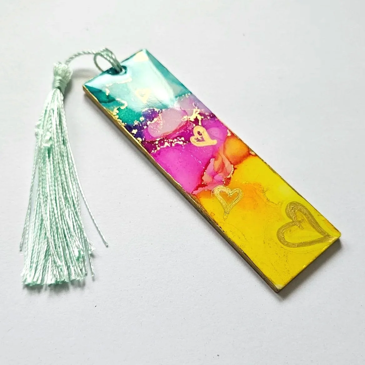 Love is in the air - Colourful alcohol ink and resin bookmark with tassel with hand painted gold hearts