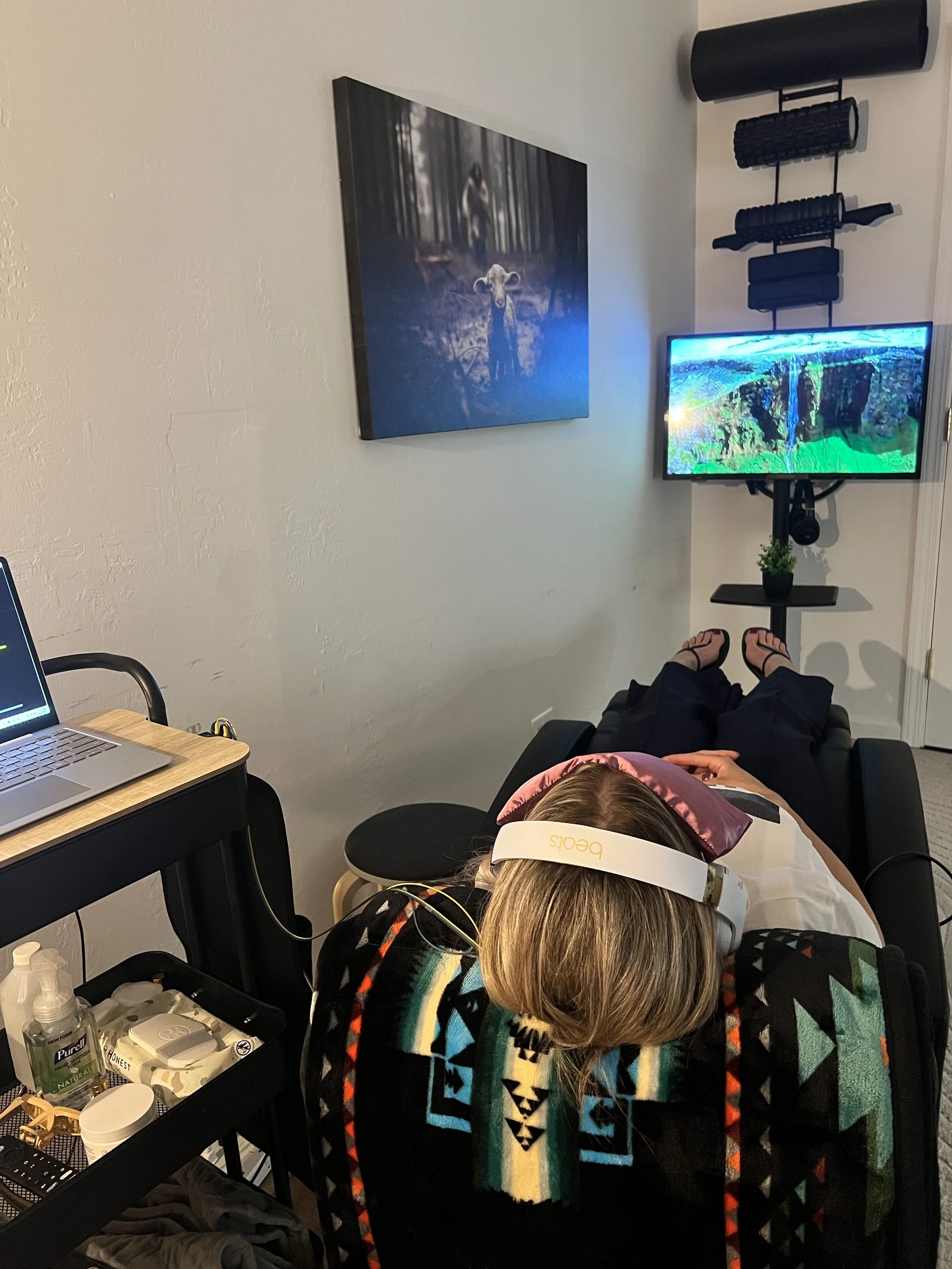 Neurofeedback Client in session