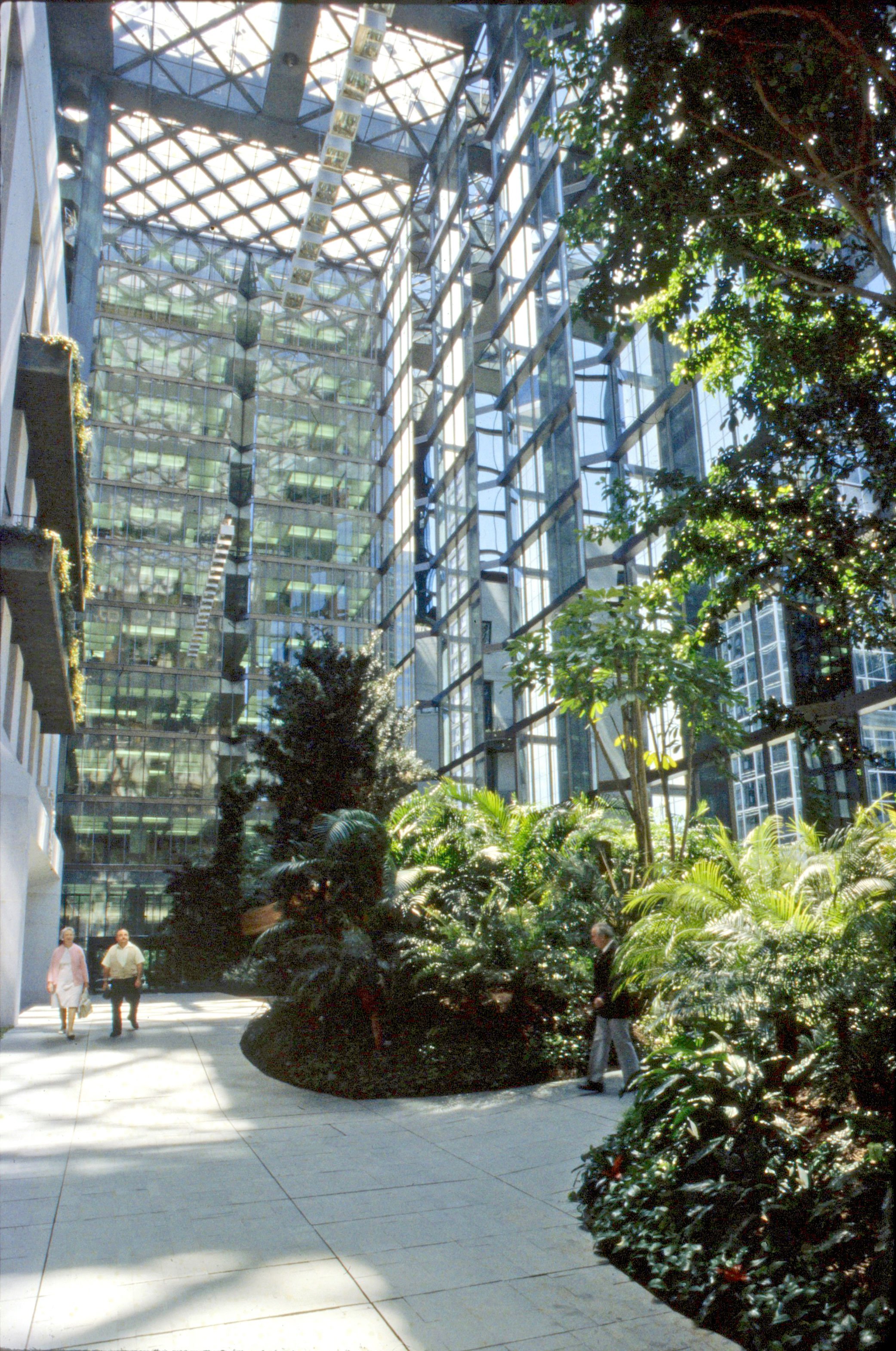 Bank of Canada Headquarters, Ottawa, Ontario, Canada. Designed 1969 with Manari Rounthwaite and Dick