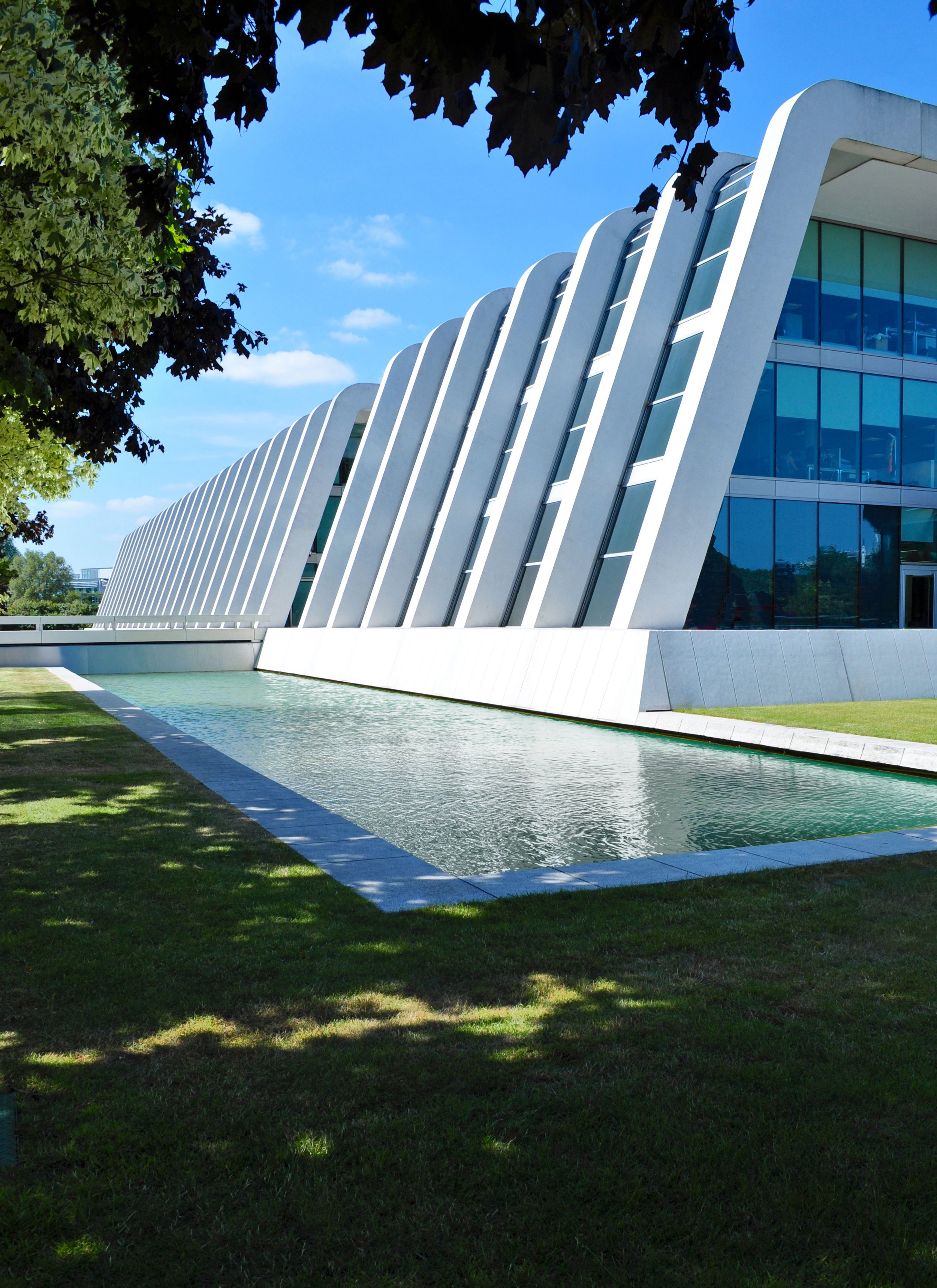Napp Laboratories, Cambridge, England. Designed 1979