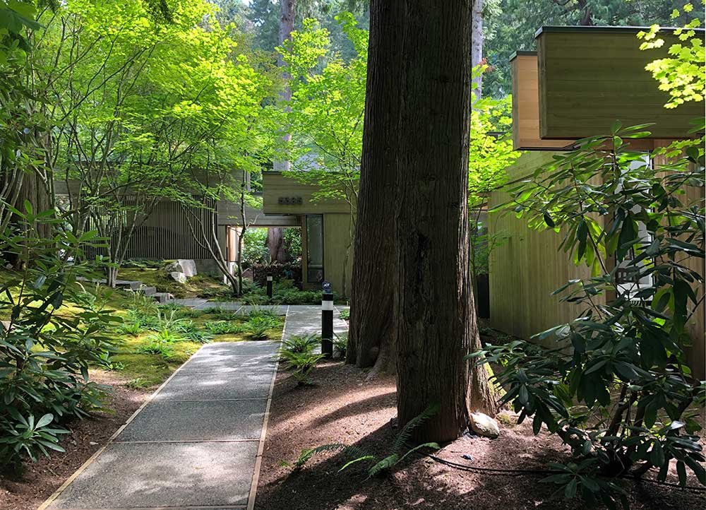 Montiverdi Estates,
West Vancouver, B.C., Canada. Designed 1979
