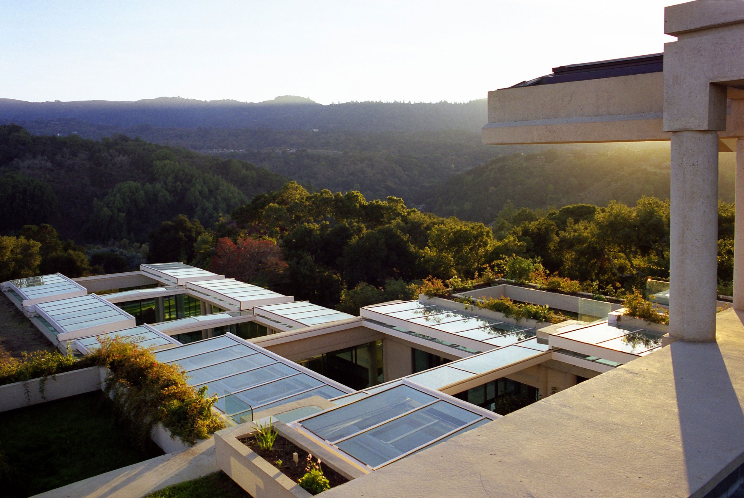 Khosla House,
Portola Valley, California, USA Designed 1986